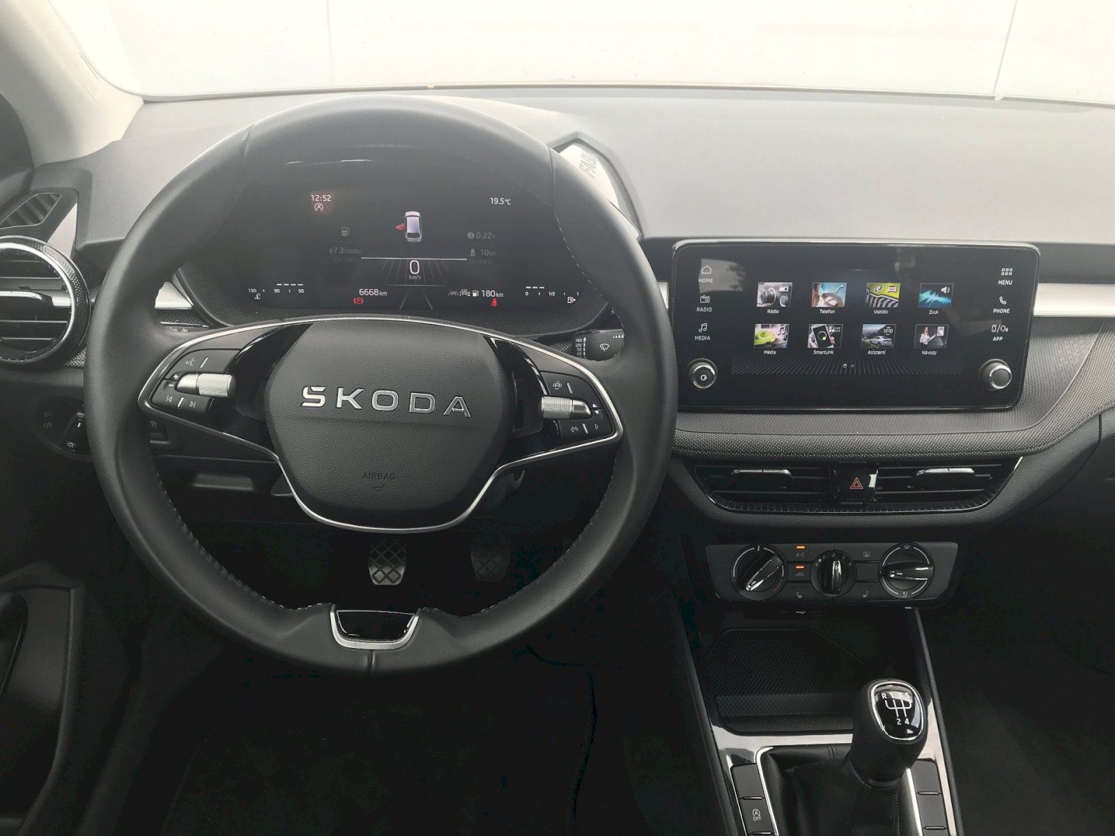 Škoda Fabia, SELECTION 1,0 MPI - fotka 5