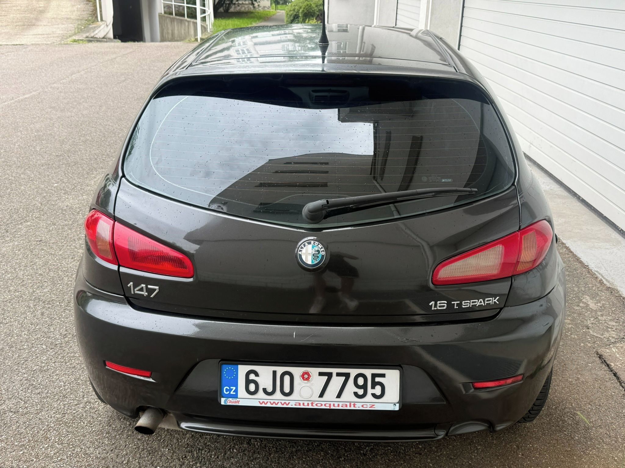 Alfa Romeo 147, 1.6i, 77kw L+Z pneu - fotka 4
