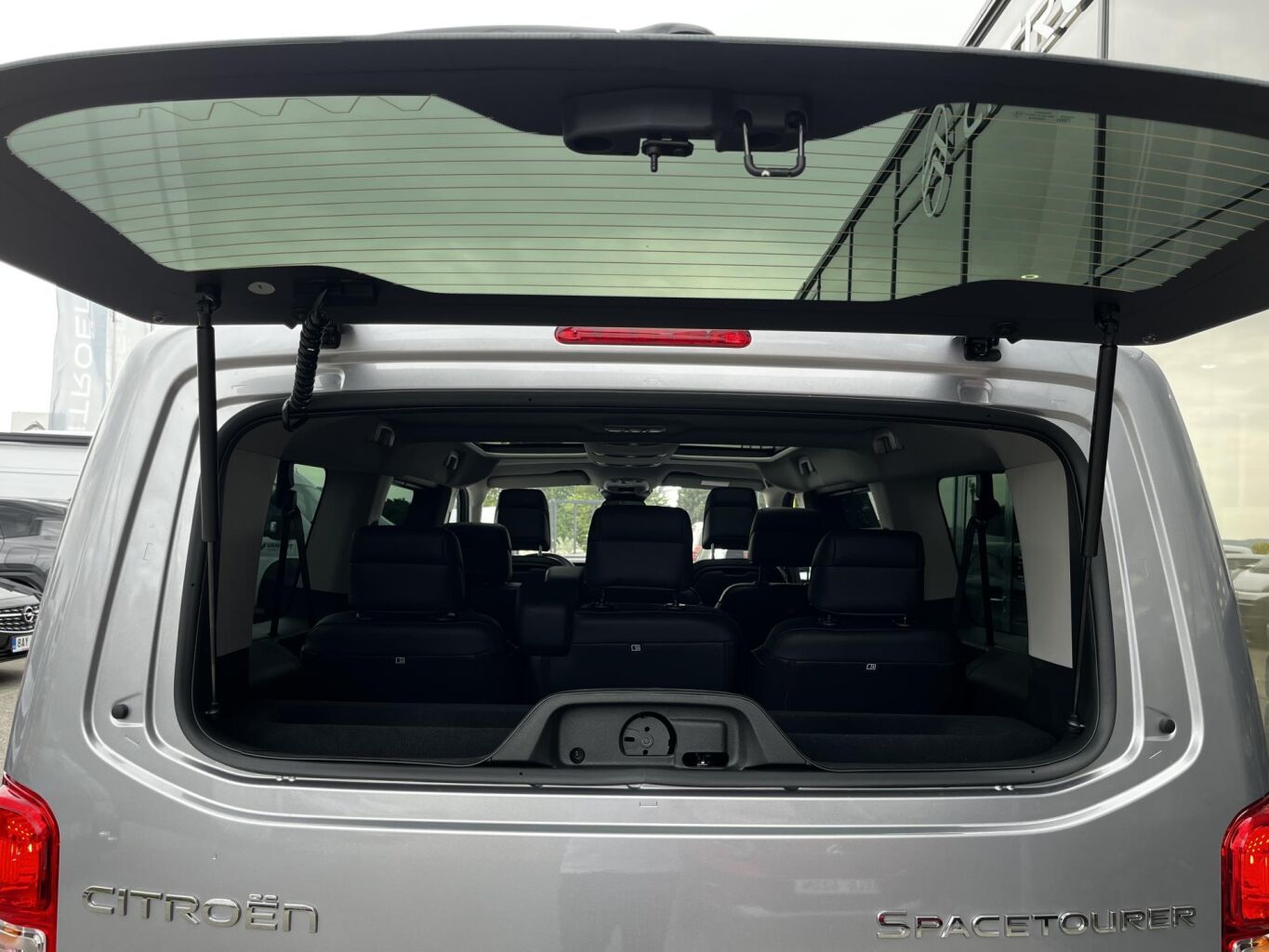Citroën SpaceTourer, SHINE L3 2.2 BlueHDi 180 S&S E - fotka 6