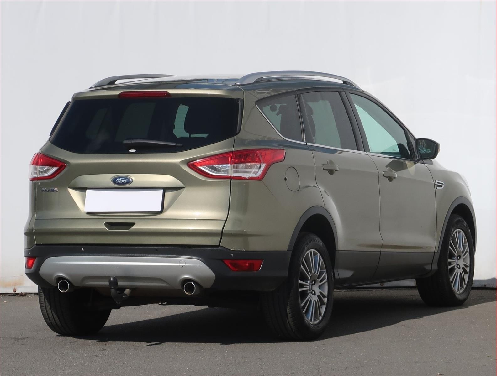 Ford Kuga, 2.0 TDCi, Titanium, 4X4, Kůže - fotka 5