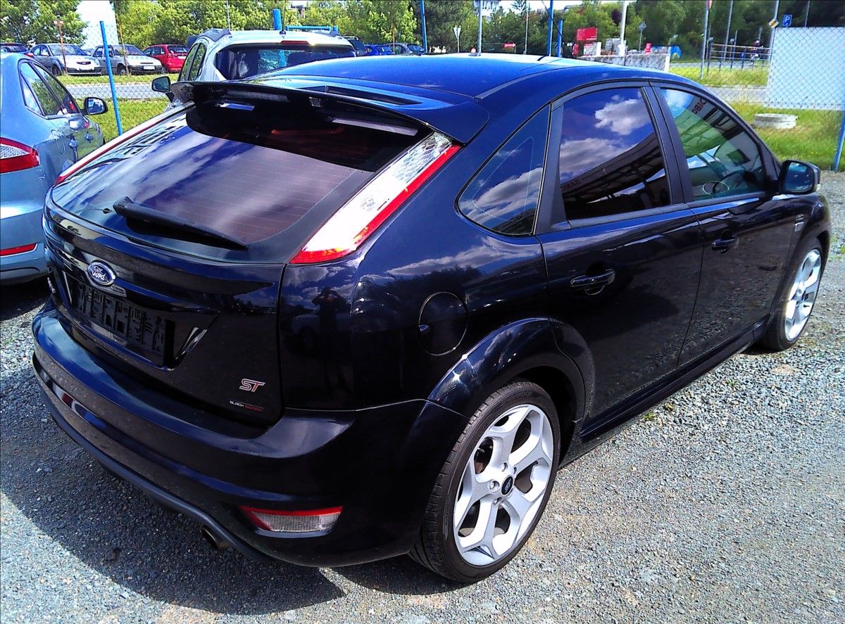 Ford Focus, 2,5   ST 166kW SERVISNÍ KNÍŽKA - fotka 6
