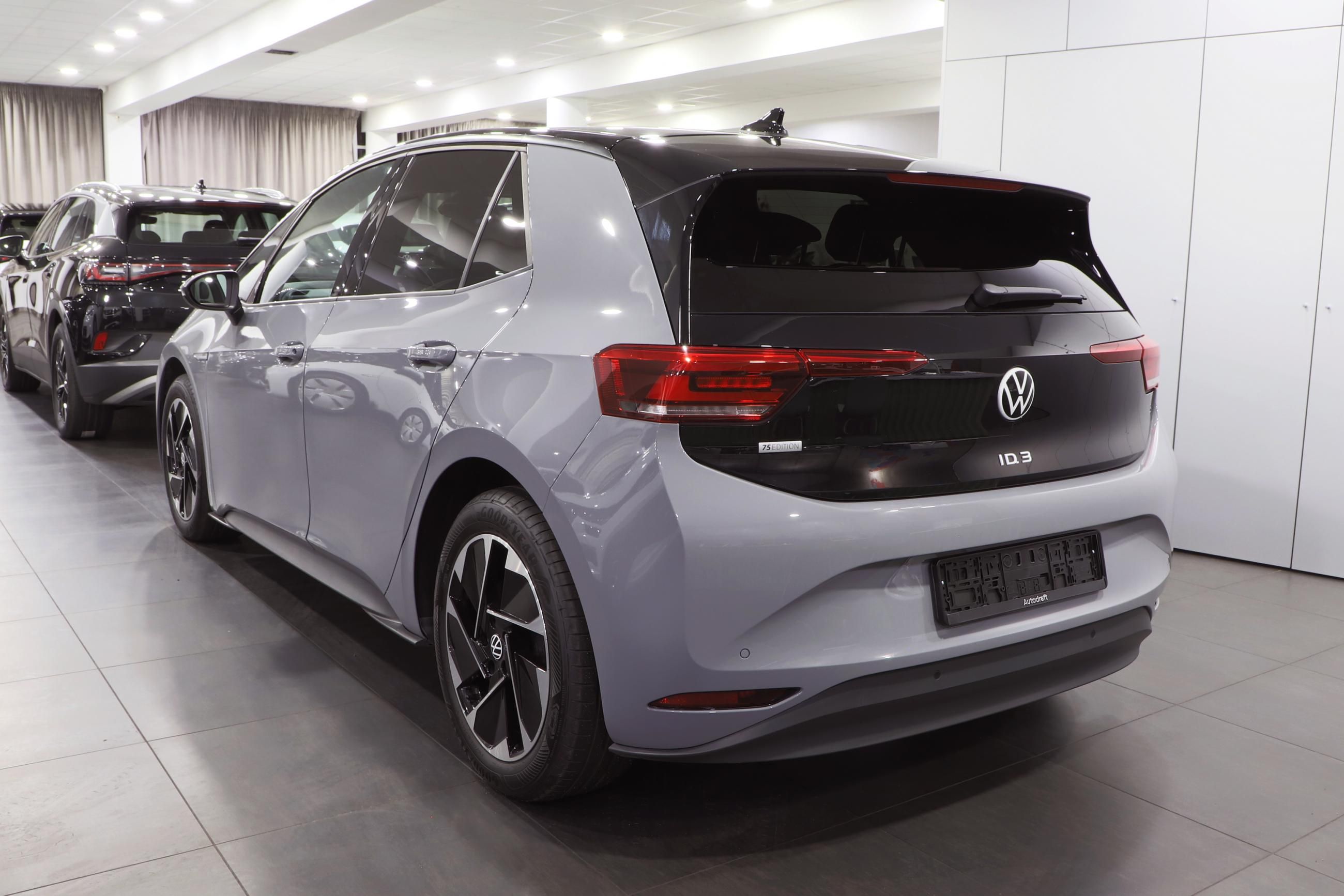 Volkswagen ID.3, ID.3 Pro 150kW / ALU 18'' - fotka 5