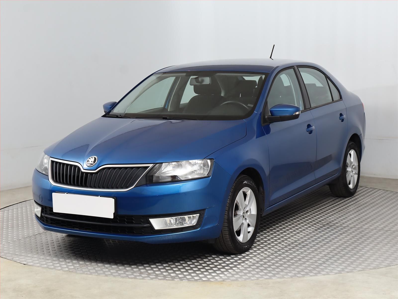 Škoda Rapid, 1.2 TSI, Automat, Serv.kniha - fotka 2