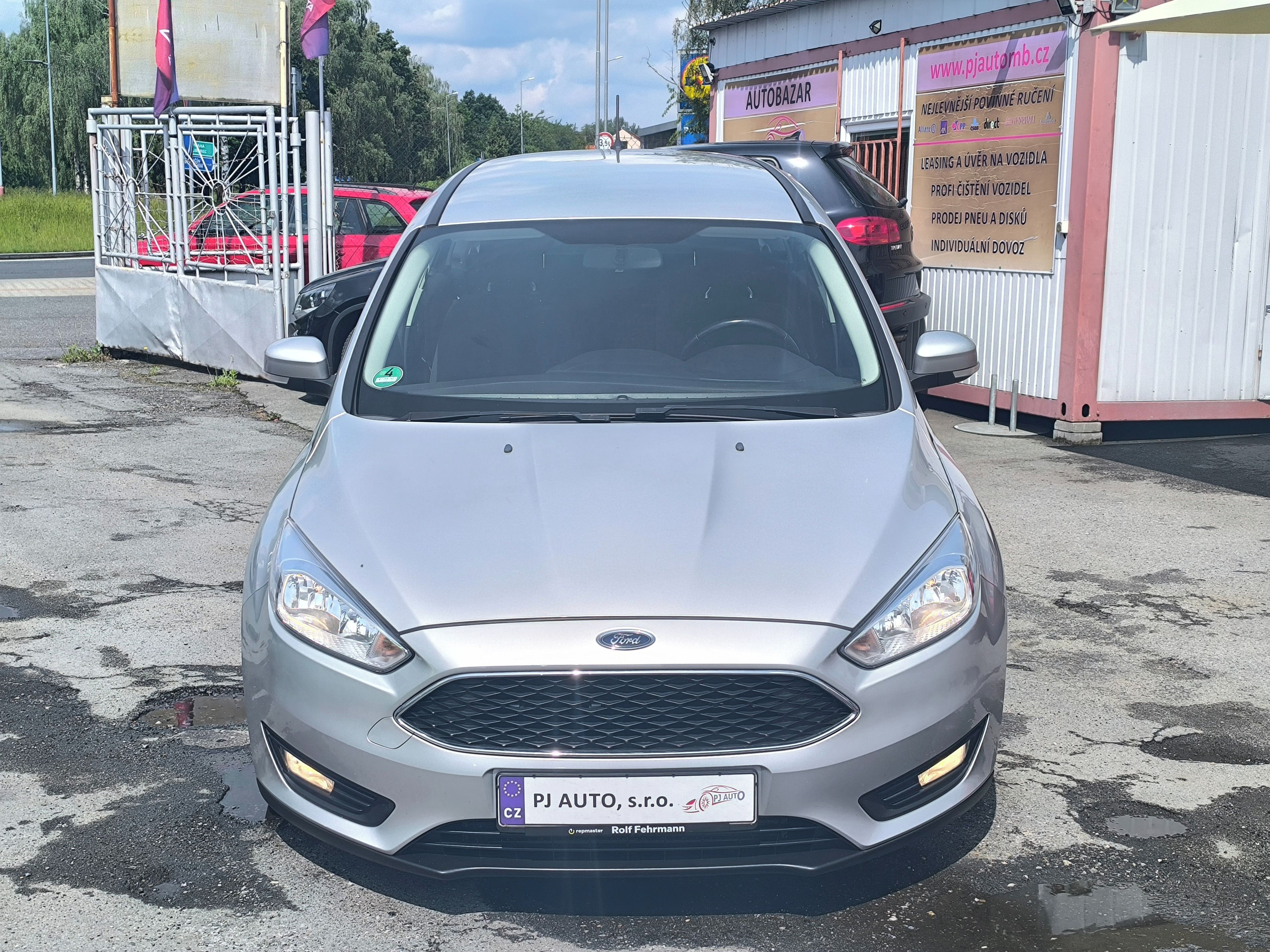 Ford Focus, 2.0 TDCi 110kW,Navi,Temp,Tažné - fotka 2