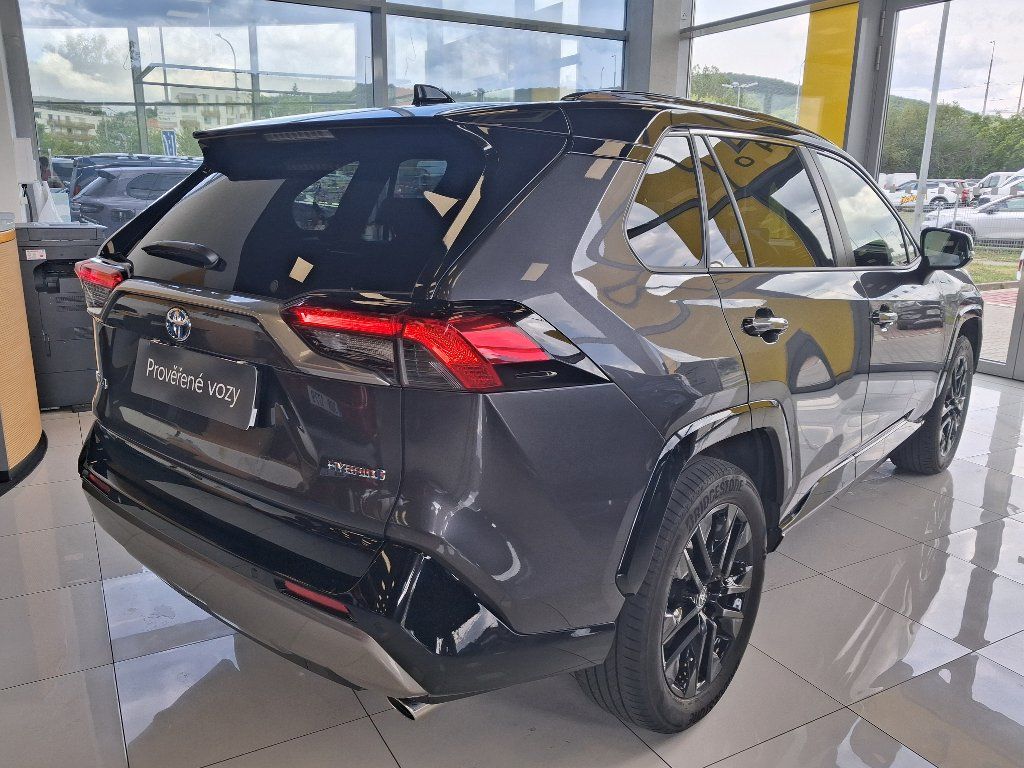 Toyota Rav4, 2.5HEV 131kW 2025 - fotka 6