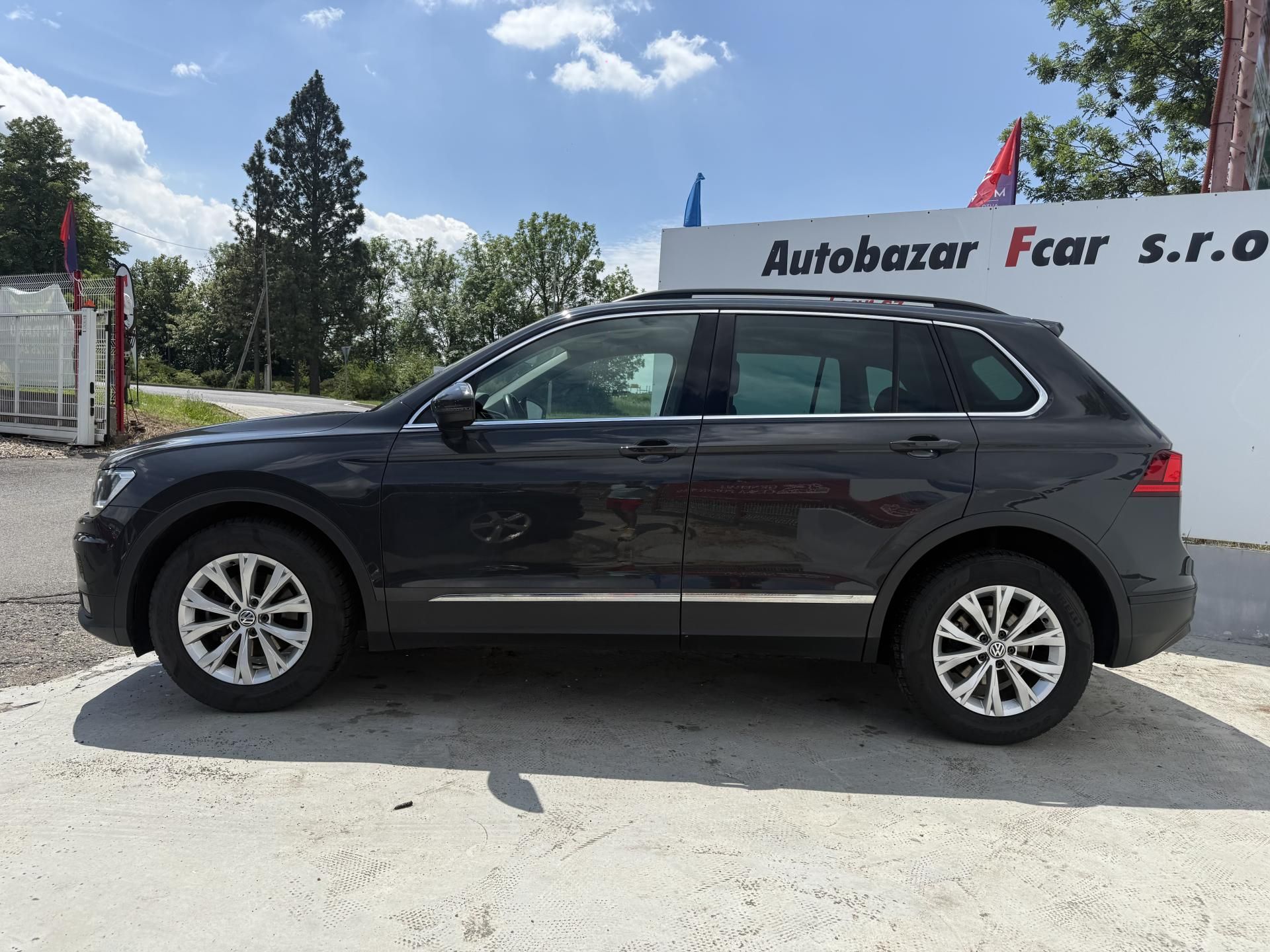 Volkswagen Tiguan, 1.5 TSI 110kW ser. historie - fotka 3