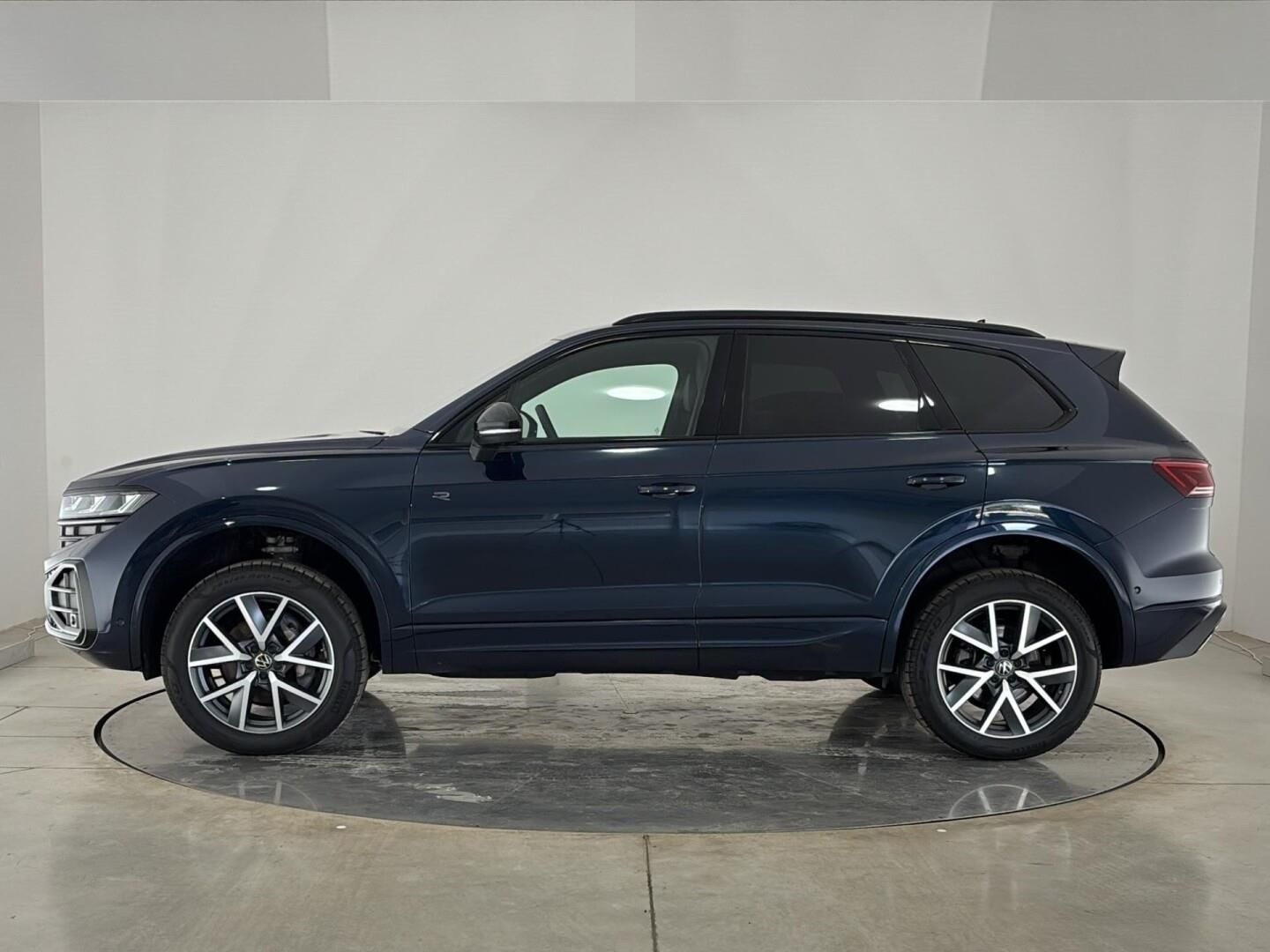 Volkswagen Touareg, 3.0 TDI / 210 kW R-Line 4MOT - fotka 3