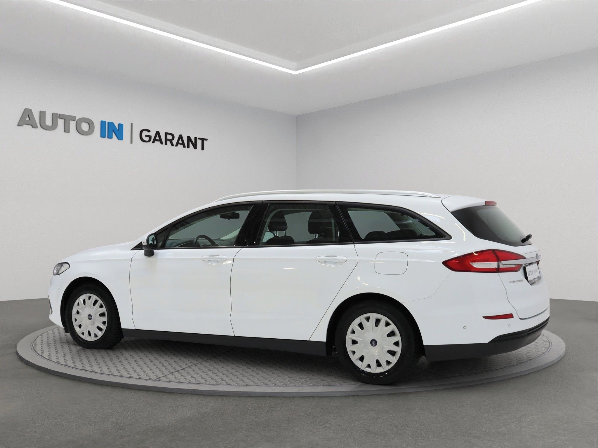 Ford Mondeo, 110kW,AT8,navi,winter paket,zá - fotka 4