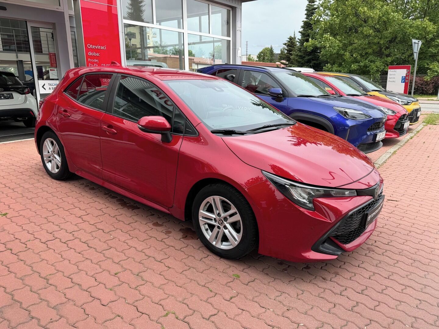 Toyota Corolla, 1.2L Turbo 116k 6 MT Comfort - fotka 3