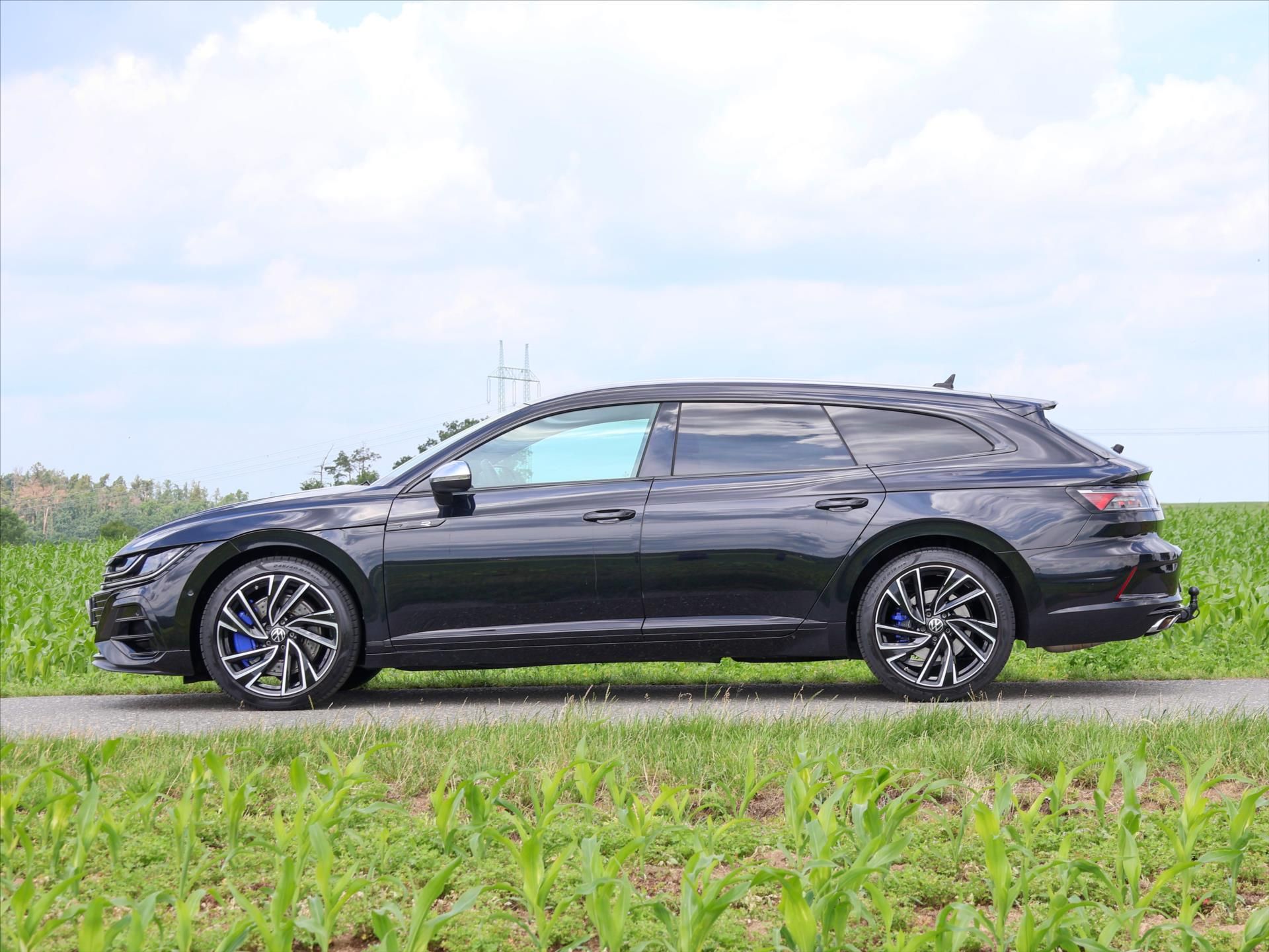 Volkswagen Arteon, 2,0 TSI R 235kW 4Motion DSG DP - fotka 4