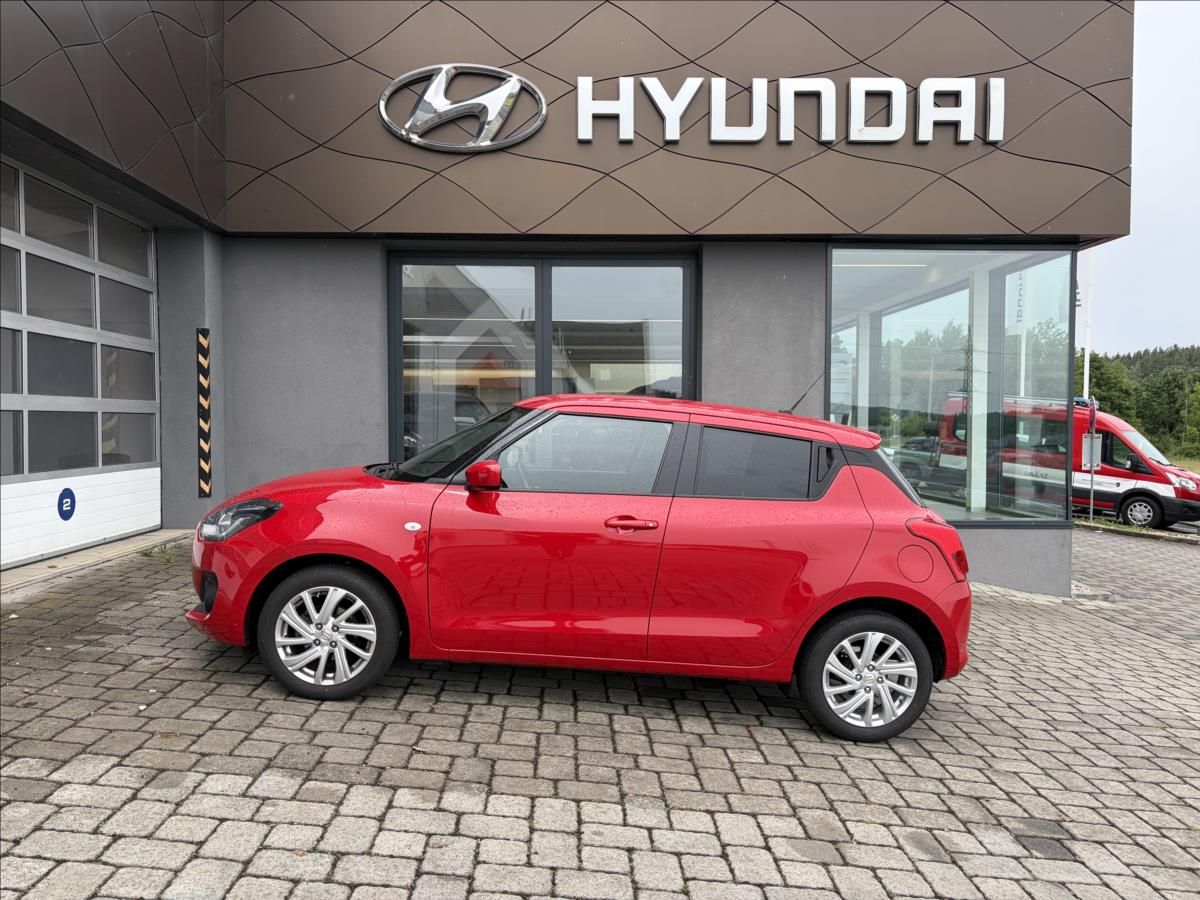 Suzuki Swift, 1,2 MHEV Premium - fotka 3