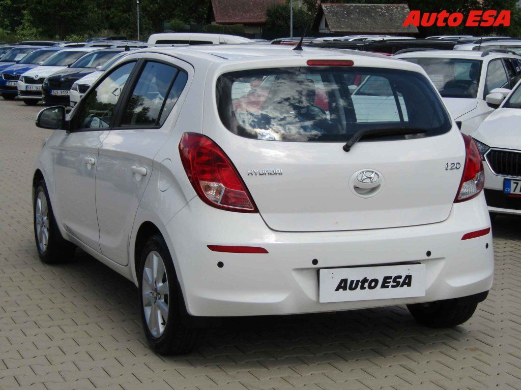 Hyundai i20, 1.2i - fotka 6