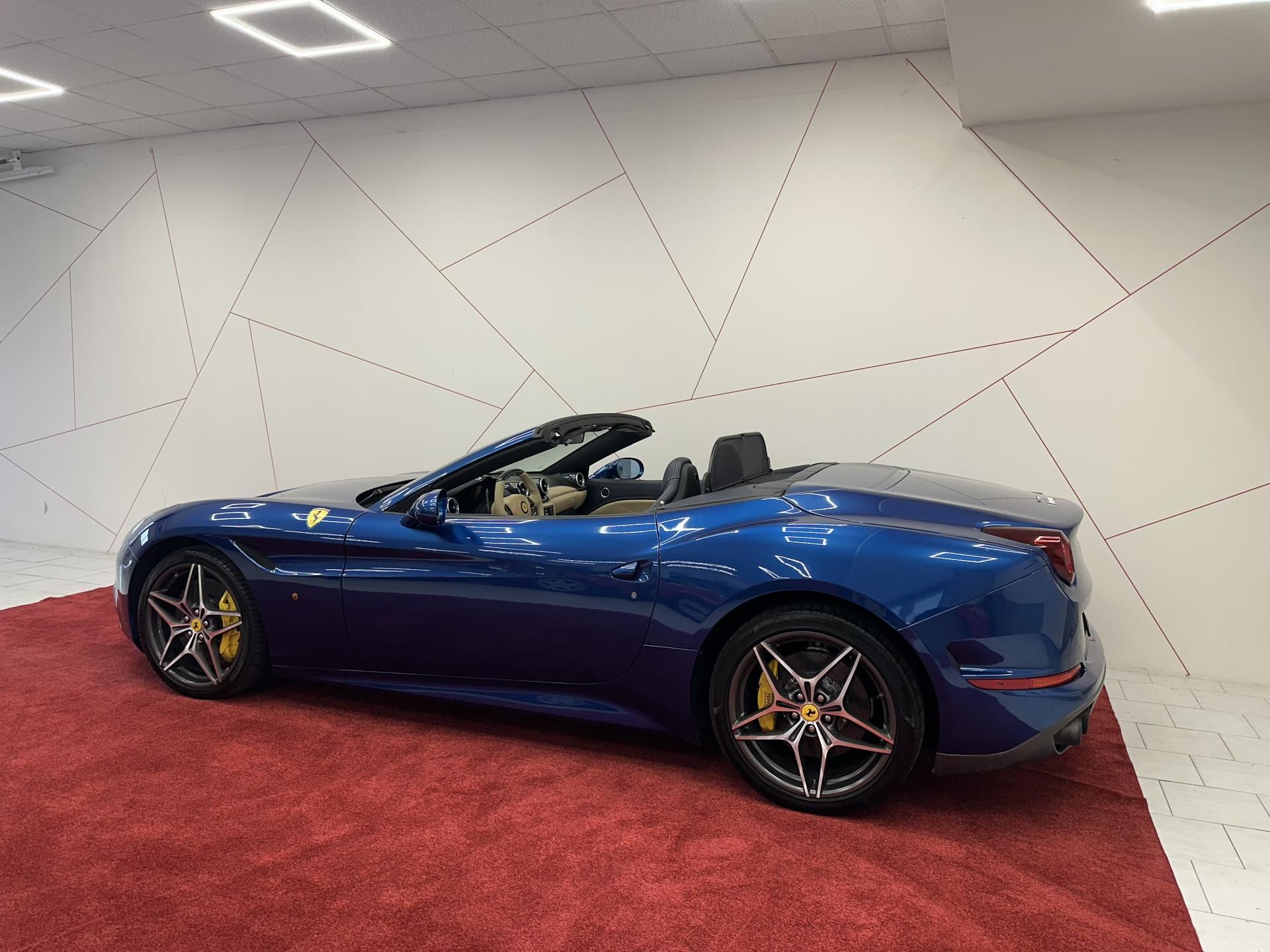 Ferrari California, T 3.9 HGTE*VENTILACE*CARBON - fotka 5