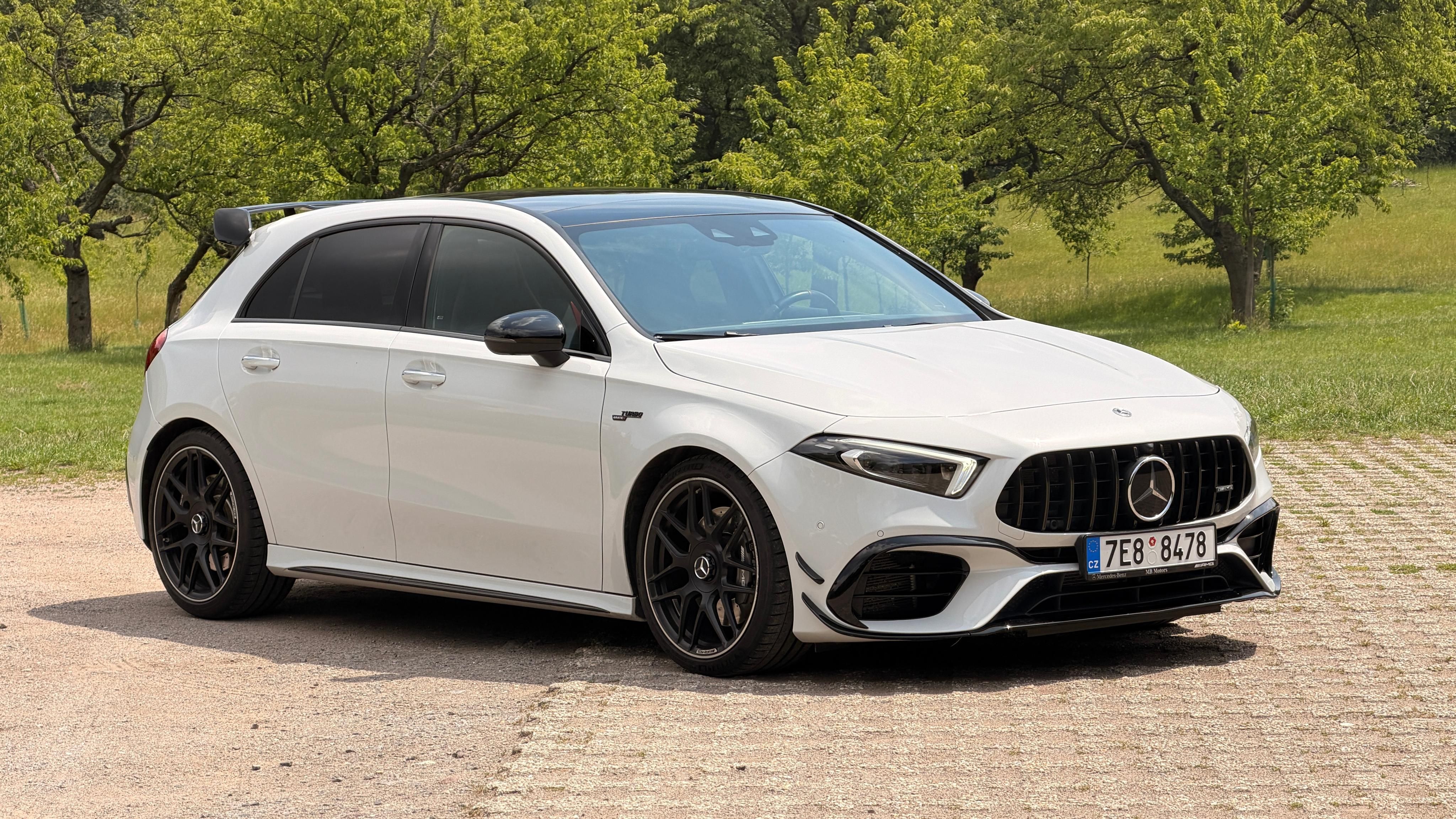 Mercedes-Benz Třídy A, A45 S AMG 4MATIC+,PANO,HUD,360 - fotka 3