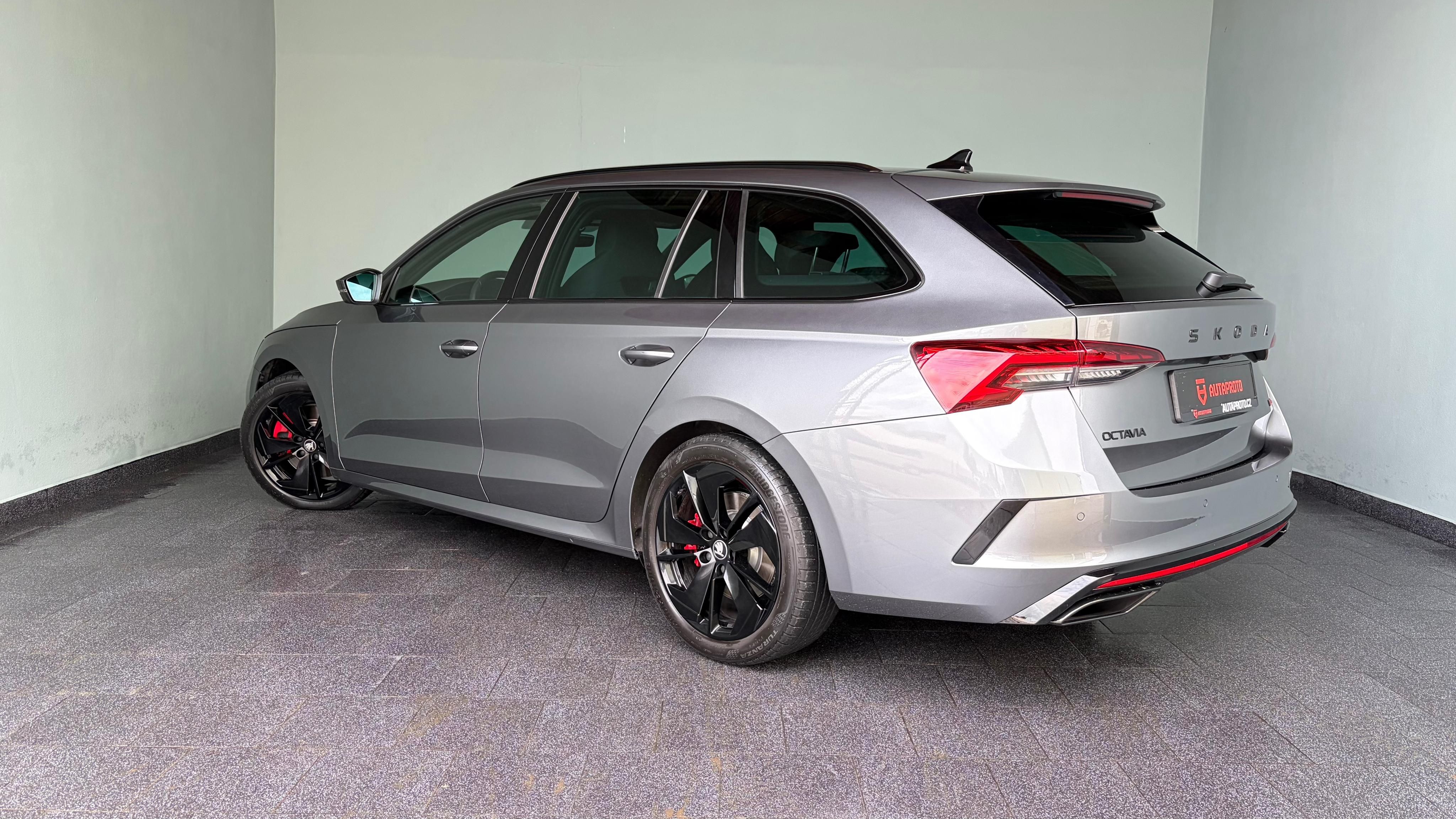 Škoda Octavia, 2.OTSi-195kW-DSG-ACC-CANTON-R1 - fotka 4