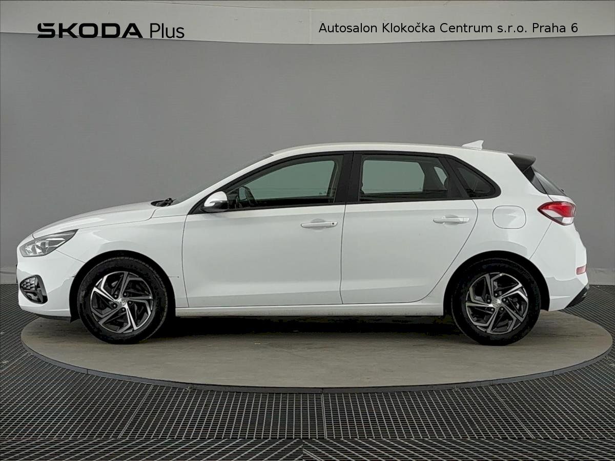 Hyundai i30, DPi80 kW Smart - fotka 3