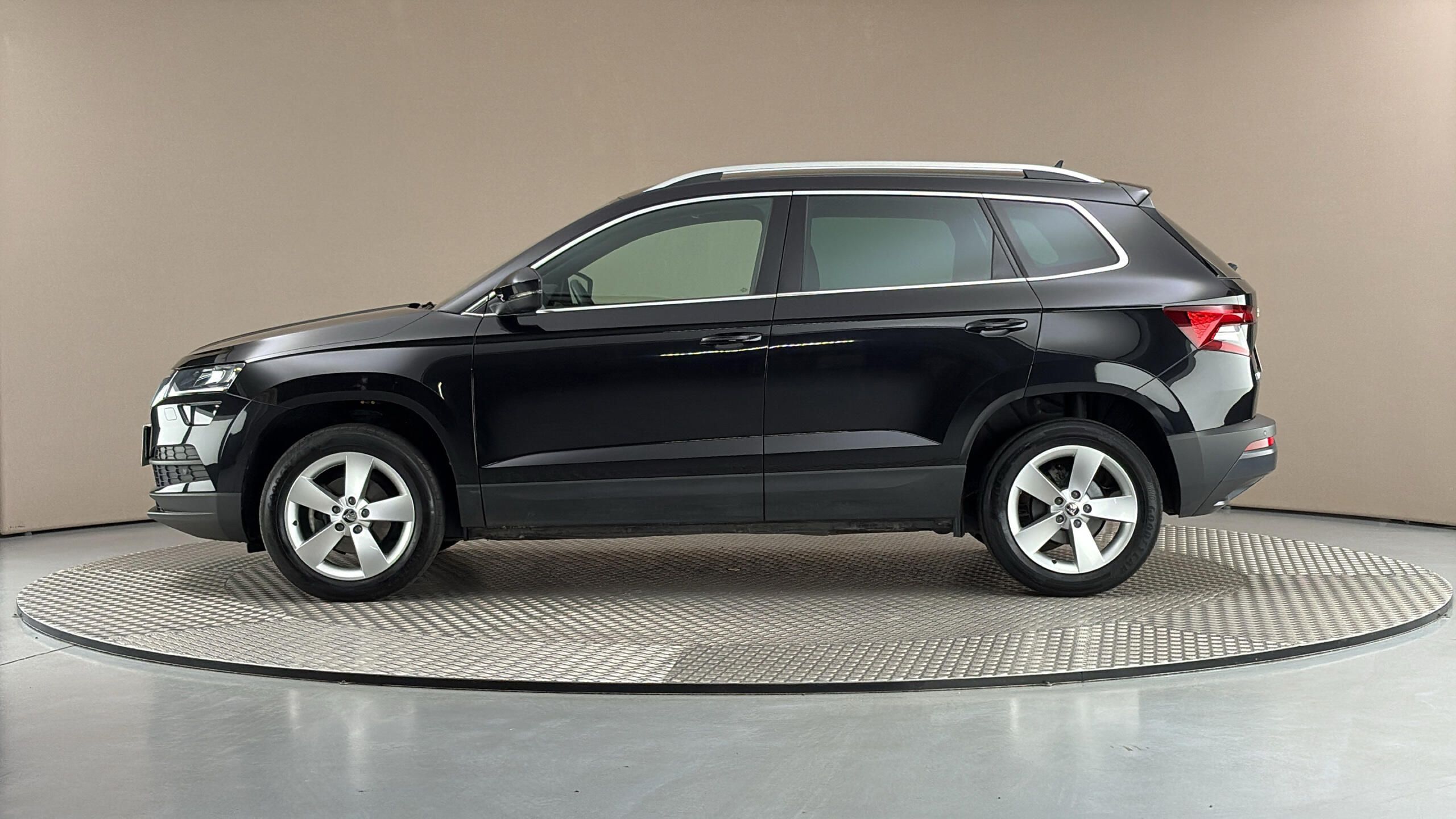Škoda Karoq, 2.0 TDI DSG Style - fotka 4
