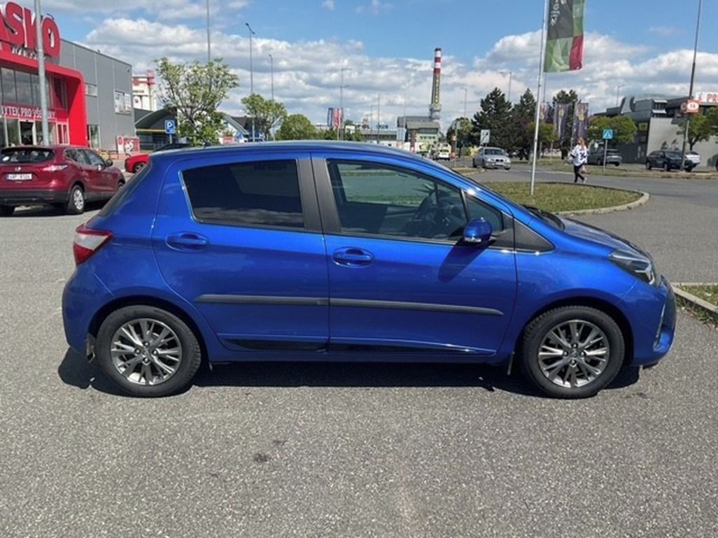 Toyota Yaris, Toyota Yaris 1.5 Dual VVT-iE - fotka 6