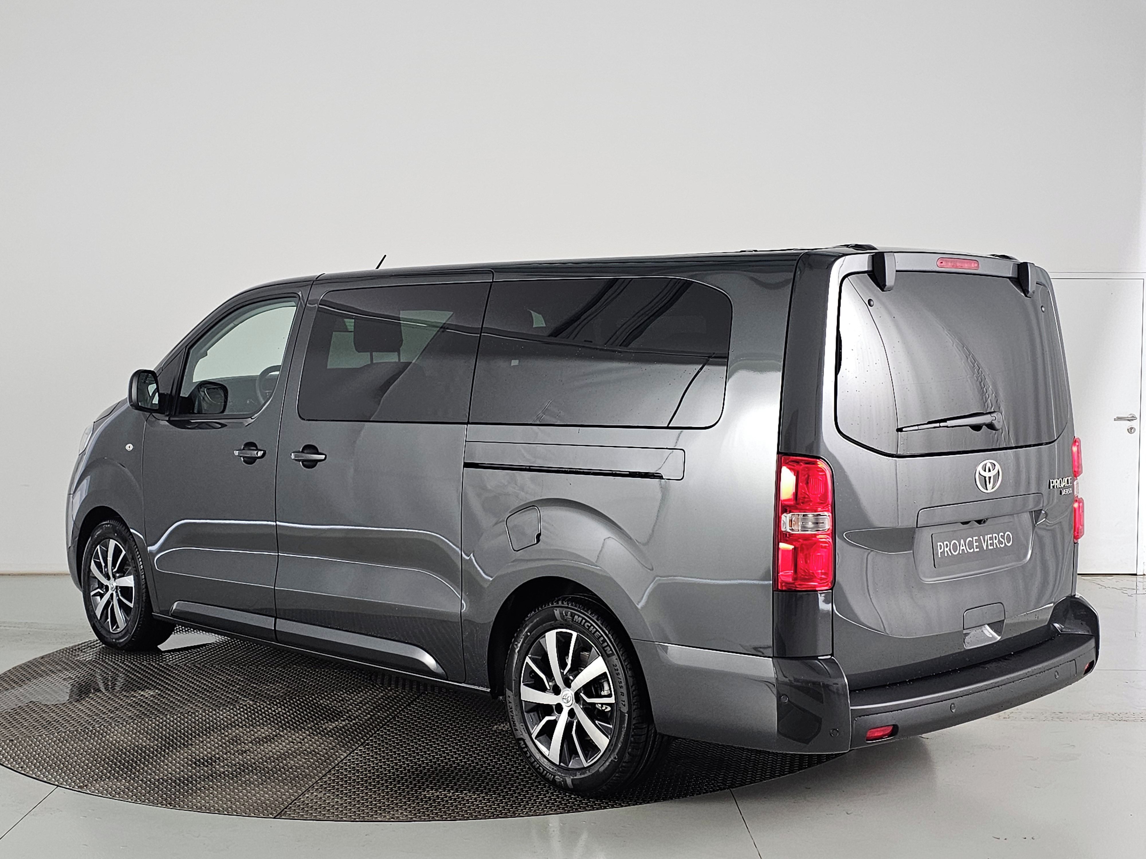 Toyota Proace Verso, L2, 2.2D, 180k 8AT VIP 7S - fotka 6