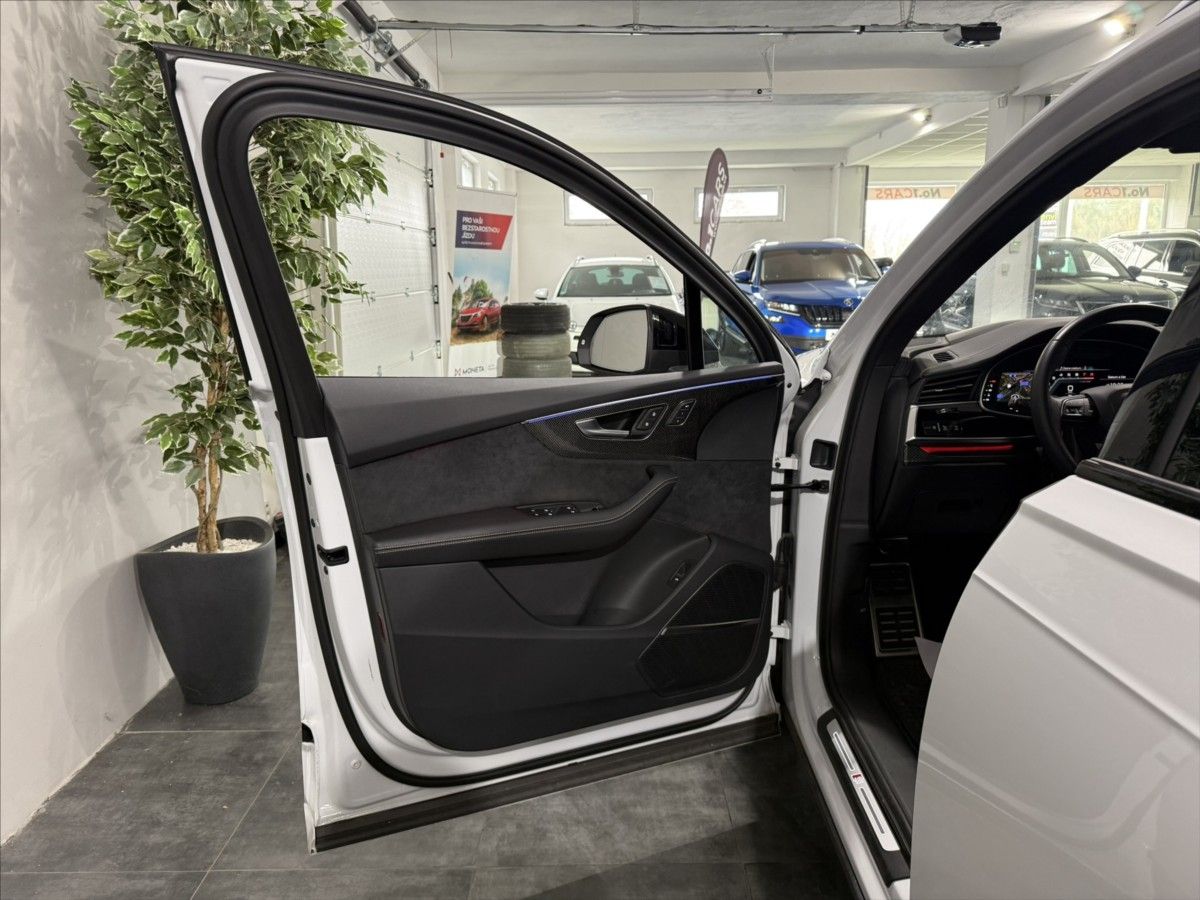 Audi SQ7, 4,0   TFSI 507HP MATRIX B&O ČR - fotka 6