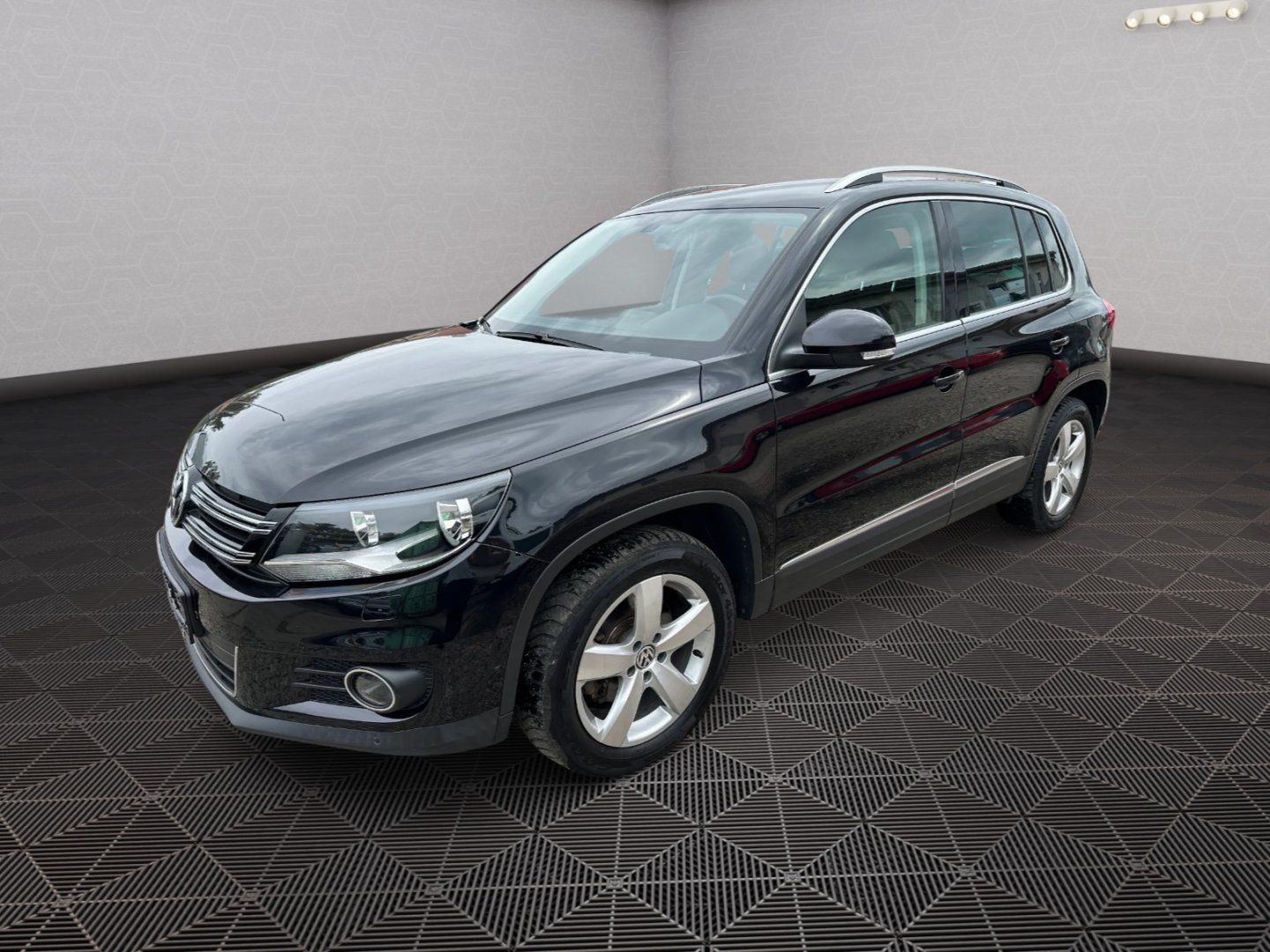 Volkswagen Tiguan, 2.0TDI 4motion   Sport/Style - fotka 3