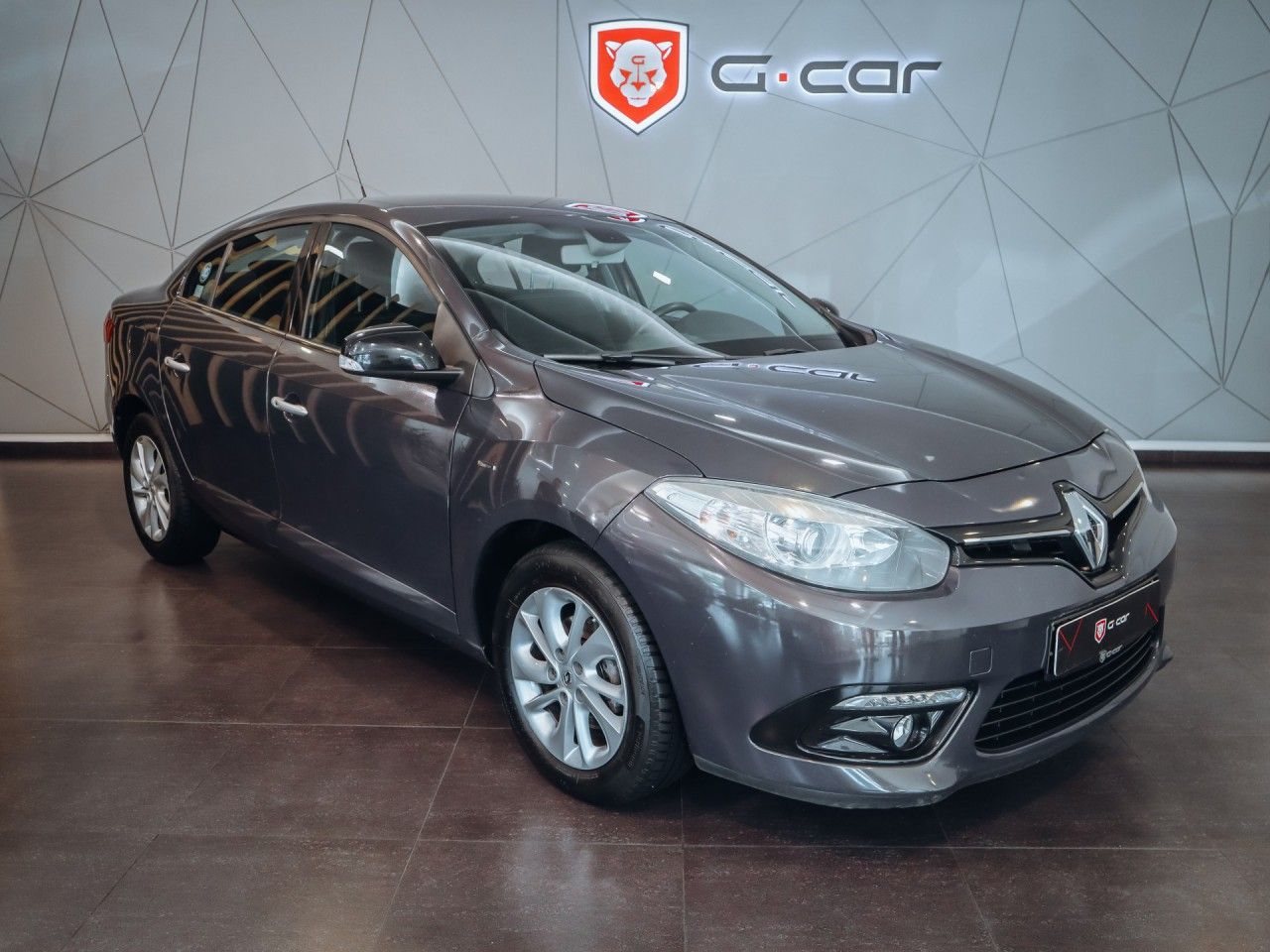Renault Fluence, 1.6 16V 82 kW - fotka 2