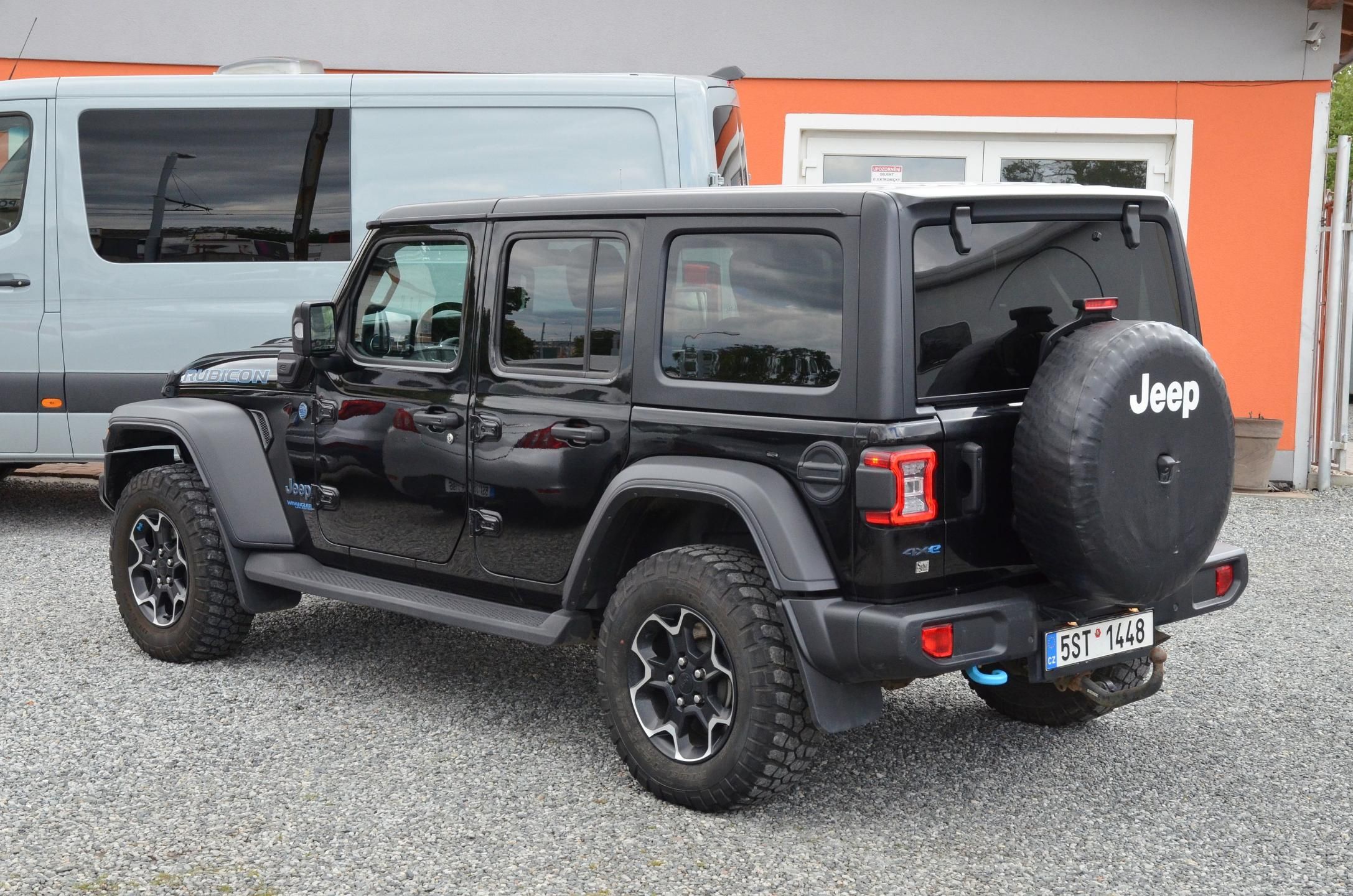 Jeep Wrangler, Rubicon 4xe Unlimited 4x4 / ČR - fotka 4