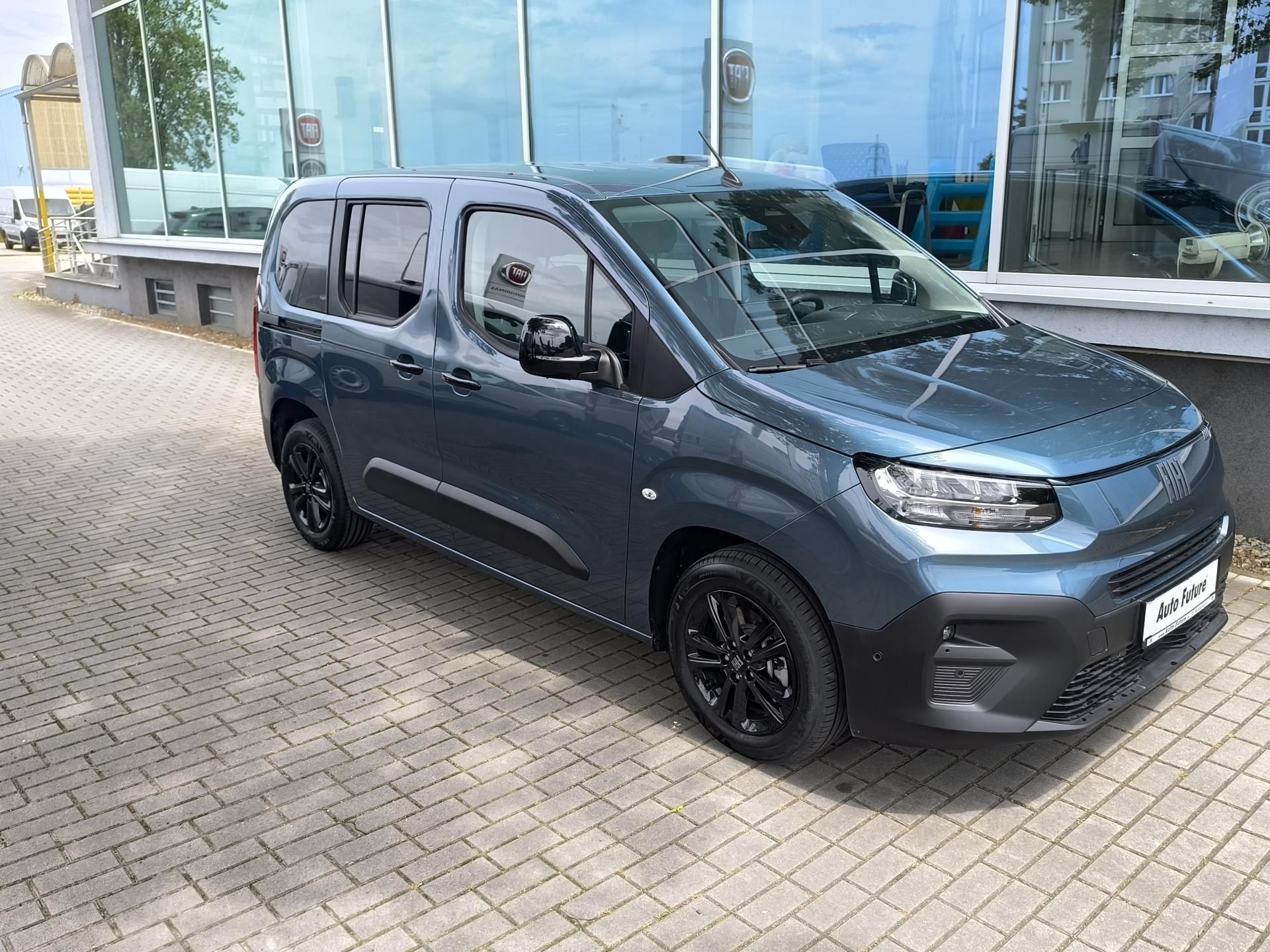 Fiat Dobló, Panorama 1.2 Edice Rodina L1 - fotka 6