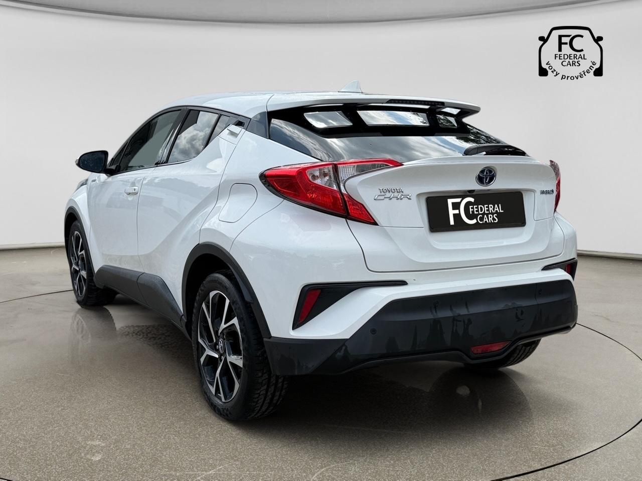 Toyota C-HR, 1.8 Hybrid 90kW E-CVT Dynamic - fotka 3