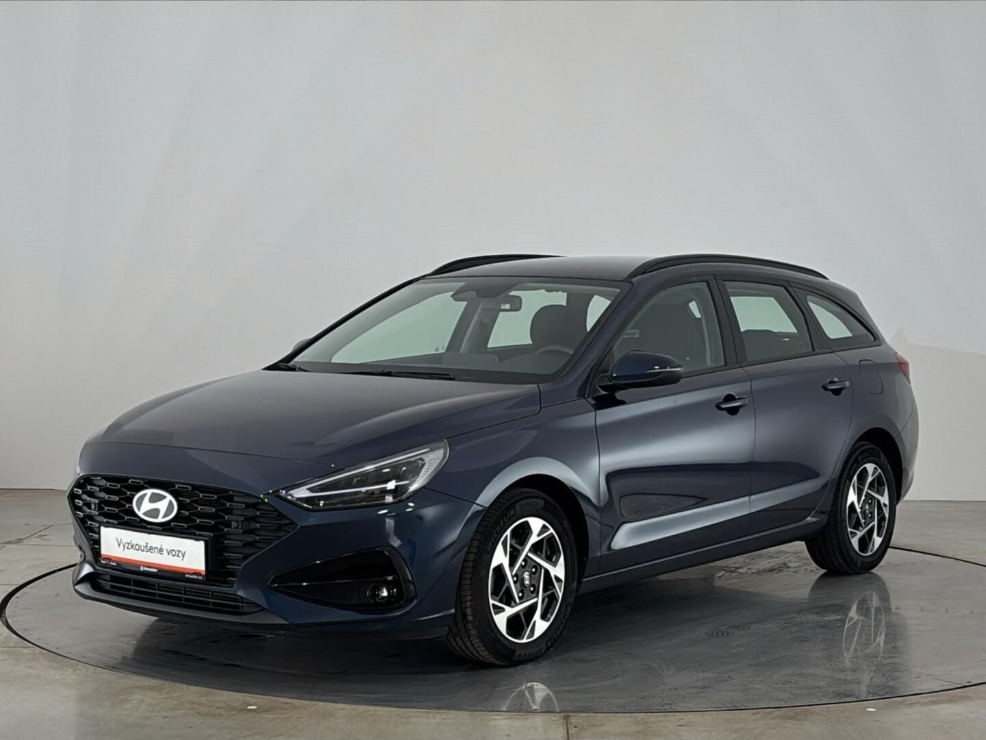 Hyundai i30, 1.5 T-GDI / 103 kW Smart DCT