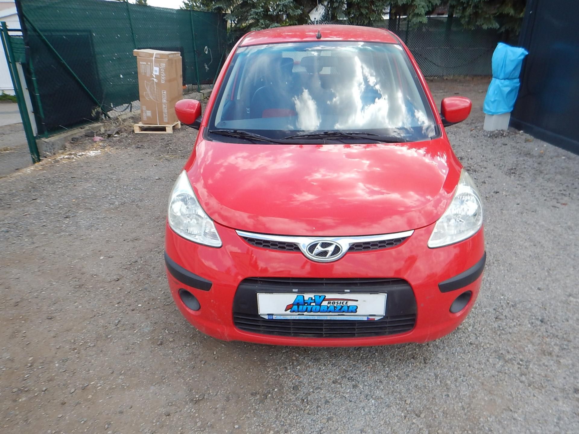 Hyundai i10, 1.1, ČR, 1. MAJ. - fotka 3