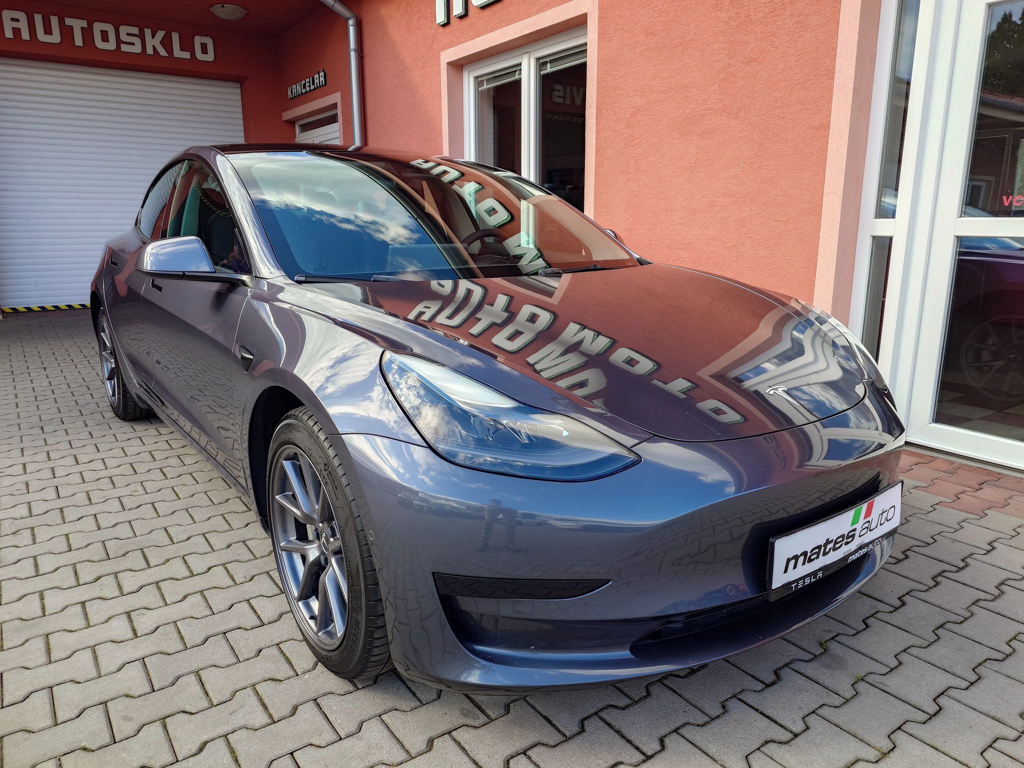Tesla Model 3, Standard plus RWD 220kW SOH 91 - fotka 5