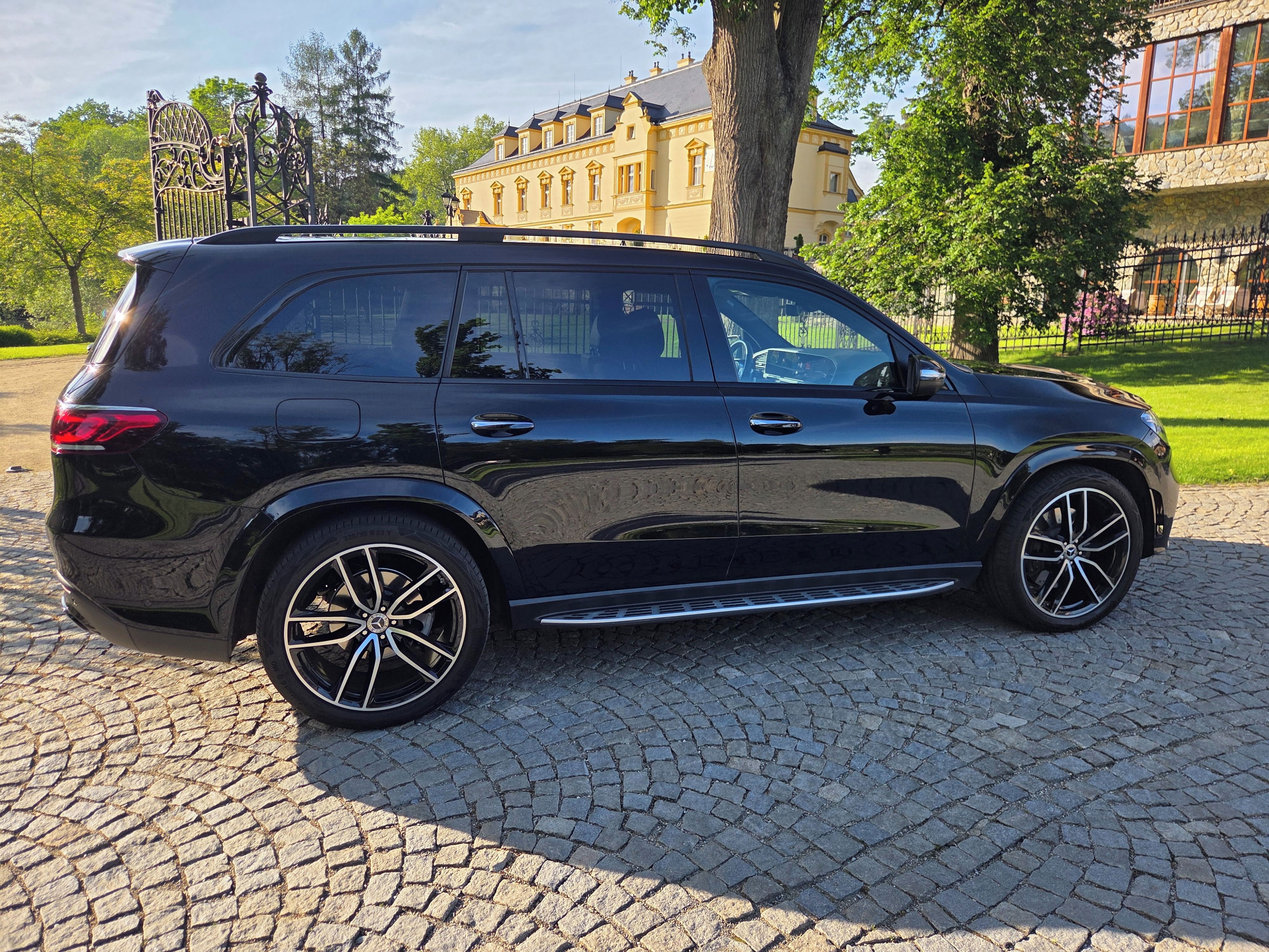 Mercedes-Benz GLS, 400 d AMG Night packet, R23 - fotka 6