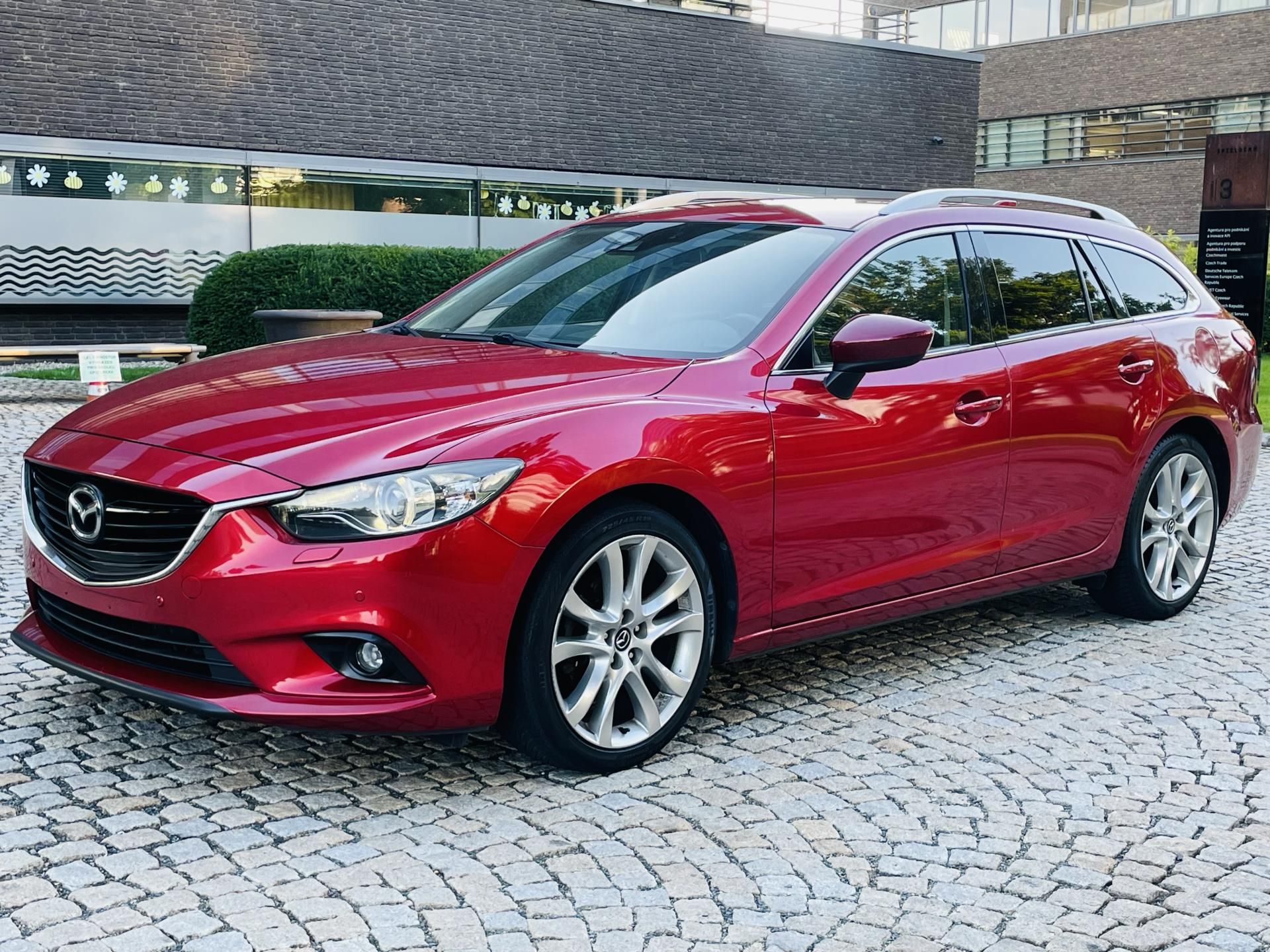 Mazda 6, 2.0i MANUÁL 1MAJITEL SERVISKA - fotka 6
