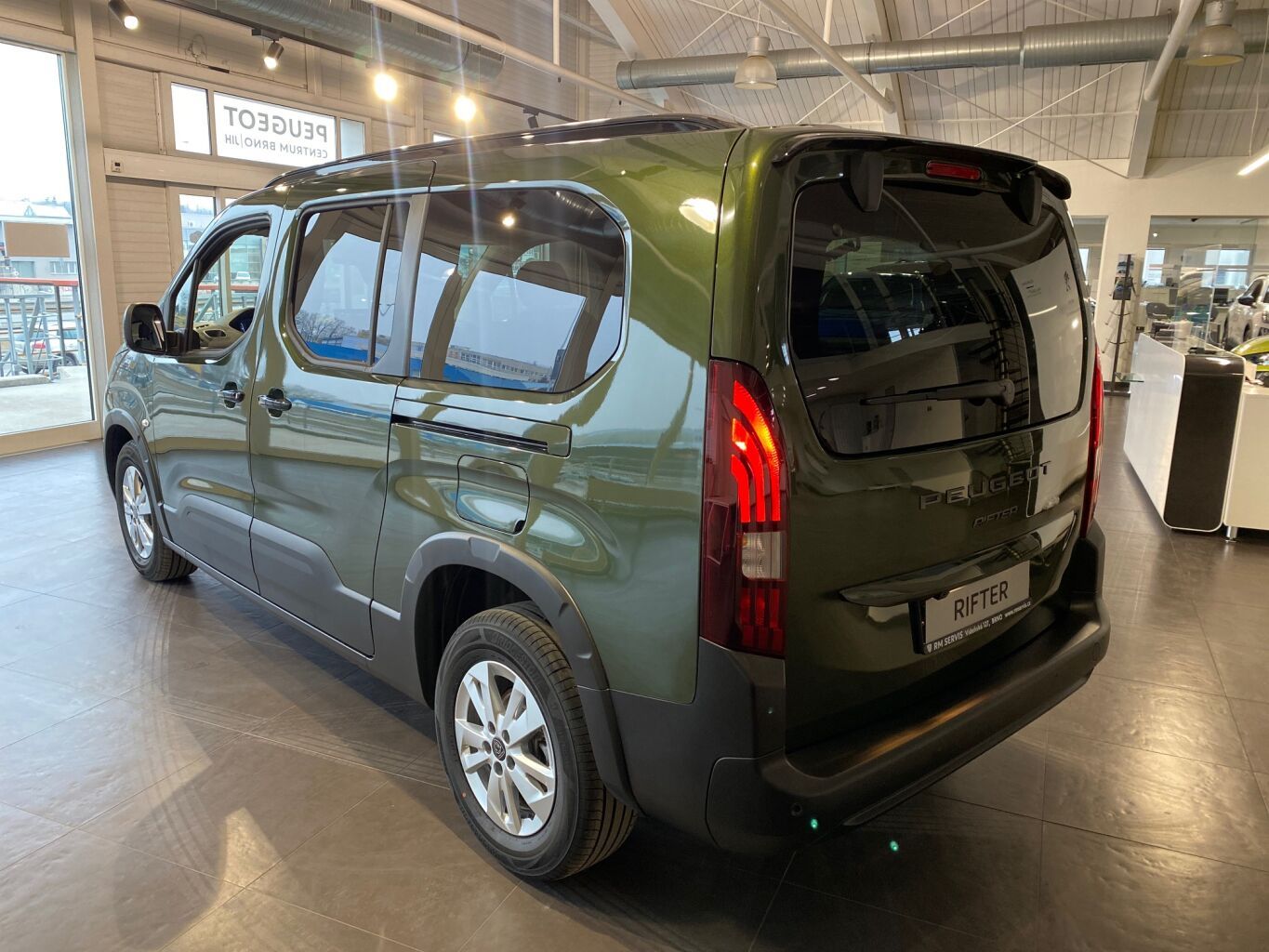 Peugeot Rifter, LONG ALLURE BlueHDi 130 MAN6 - - fotka 4