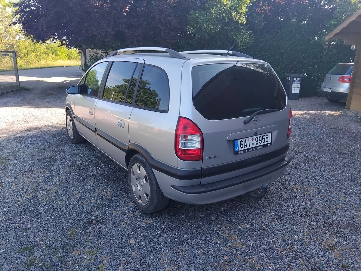 Opel Zafira, 1.8 16V - fotka 4
