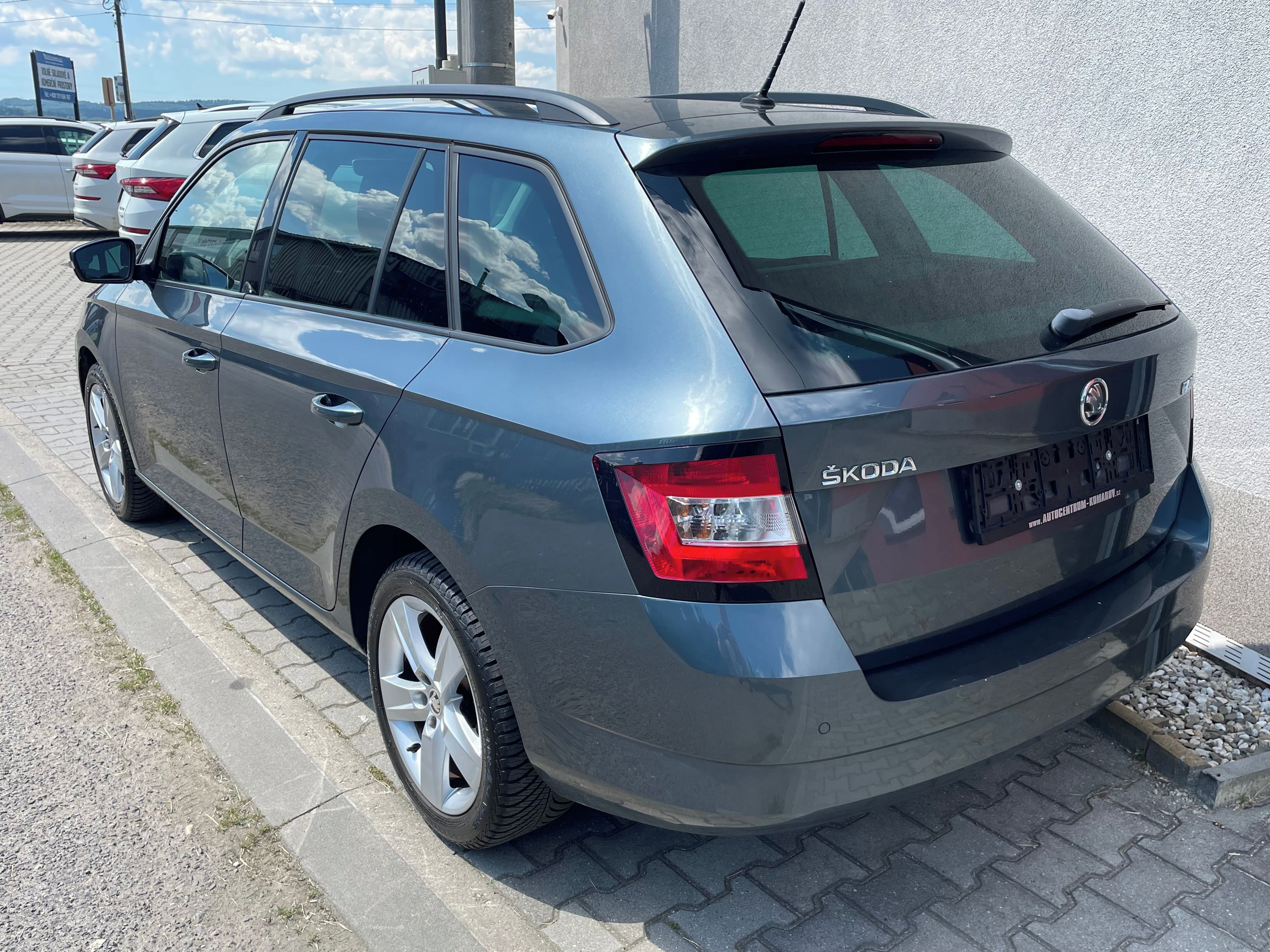 Škoda Fabia, 1.2 TSI Style 1.majitel - fotka 3