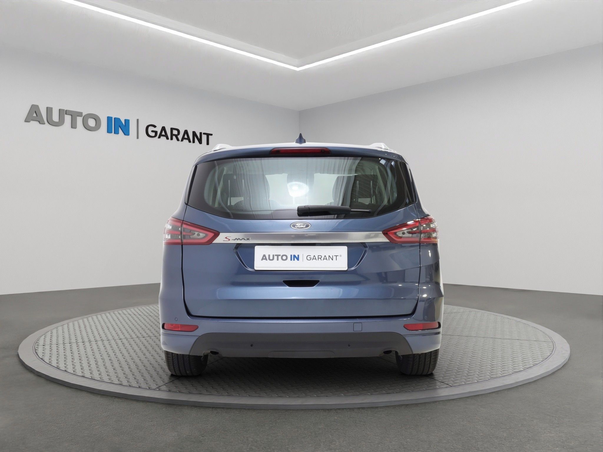 Ford S-MAX, 110kW,7 míst,manuál,tažné,serv - fotka 5