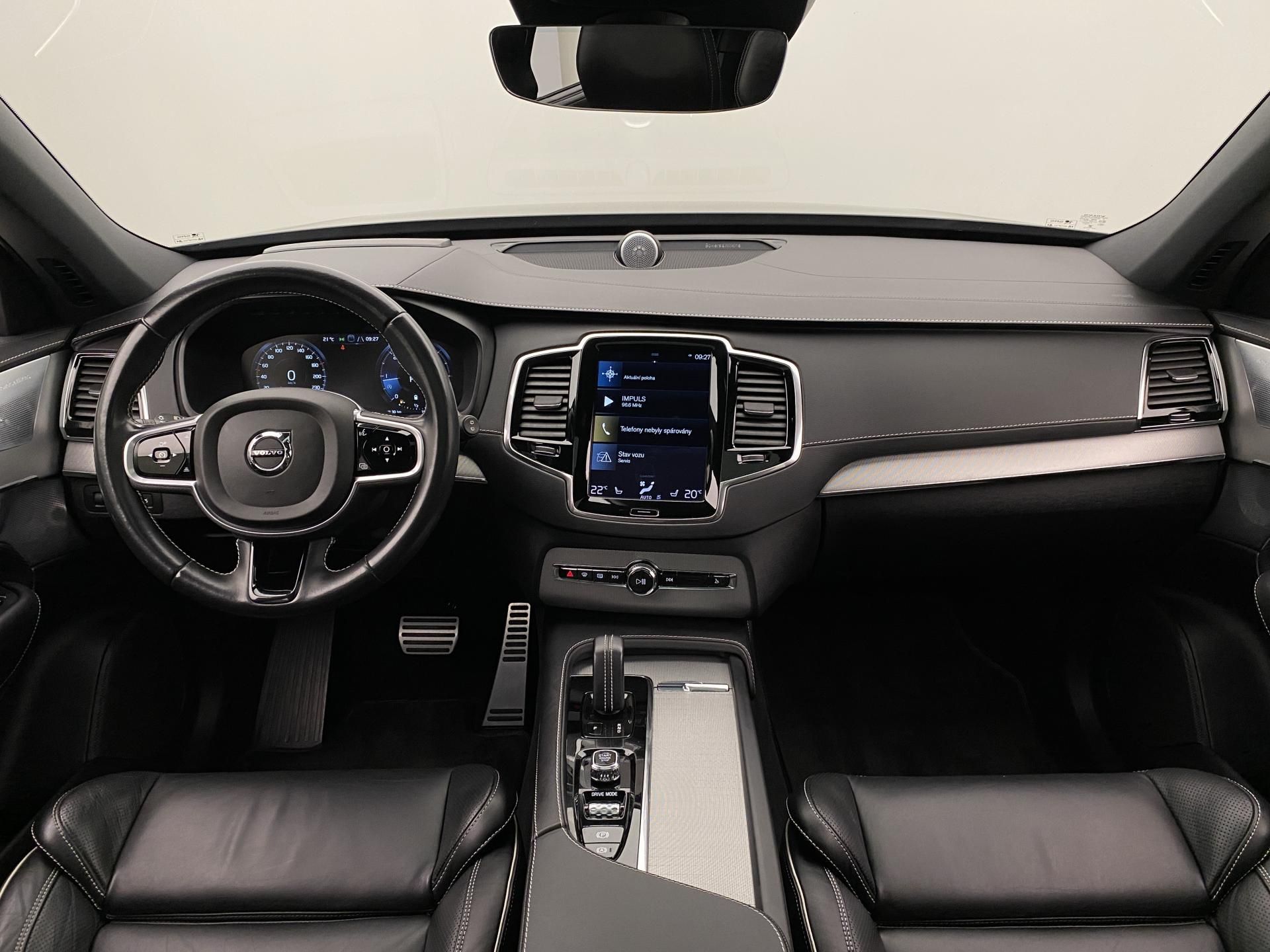 Volvo XC90, B5 AWD R-DESIGN AUT 7míst - fotka 2