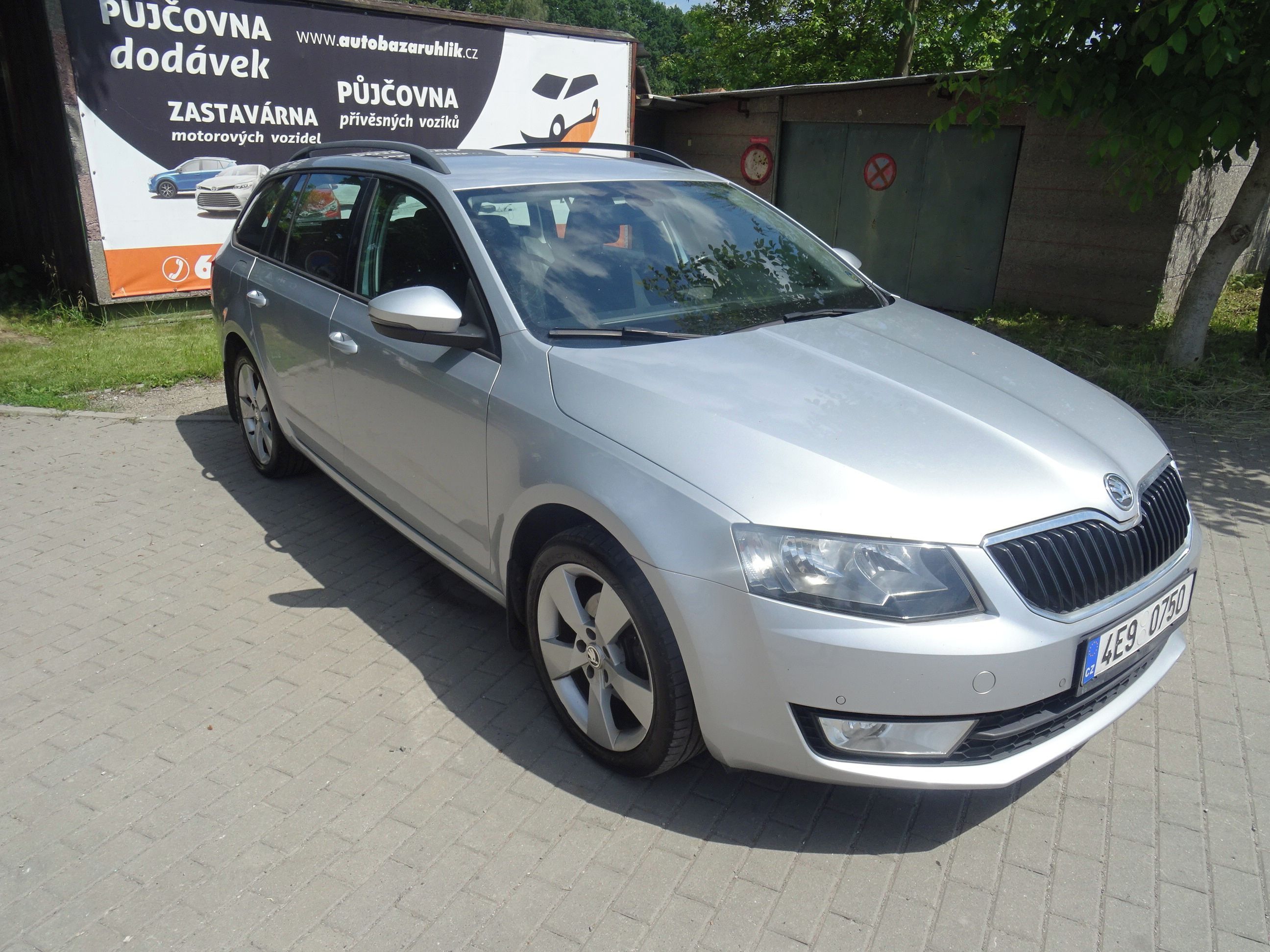 Škoda Octavia, 2.0 TDI 4X4, koupeno v ČR - fotka 2