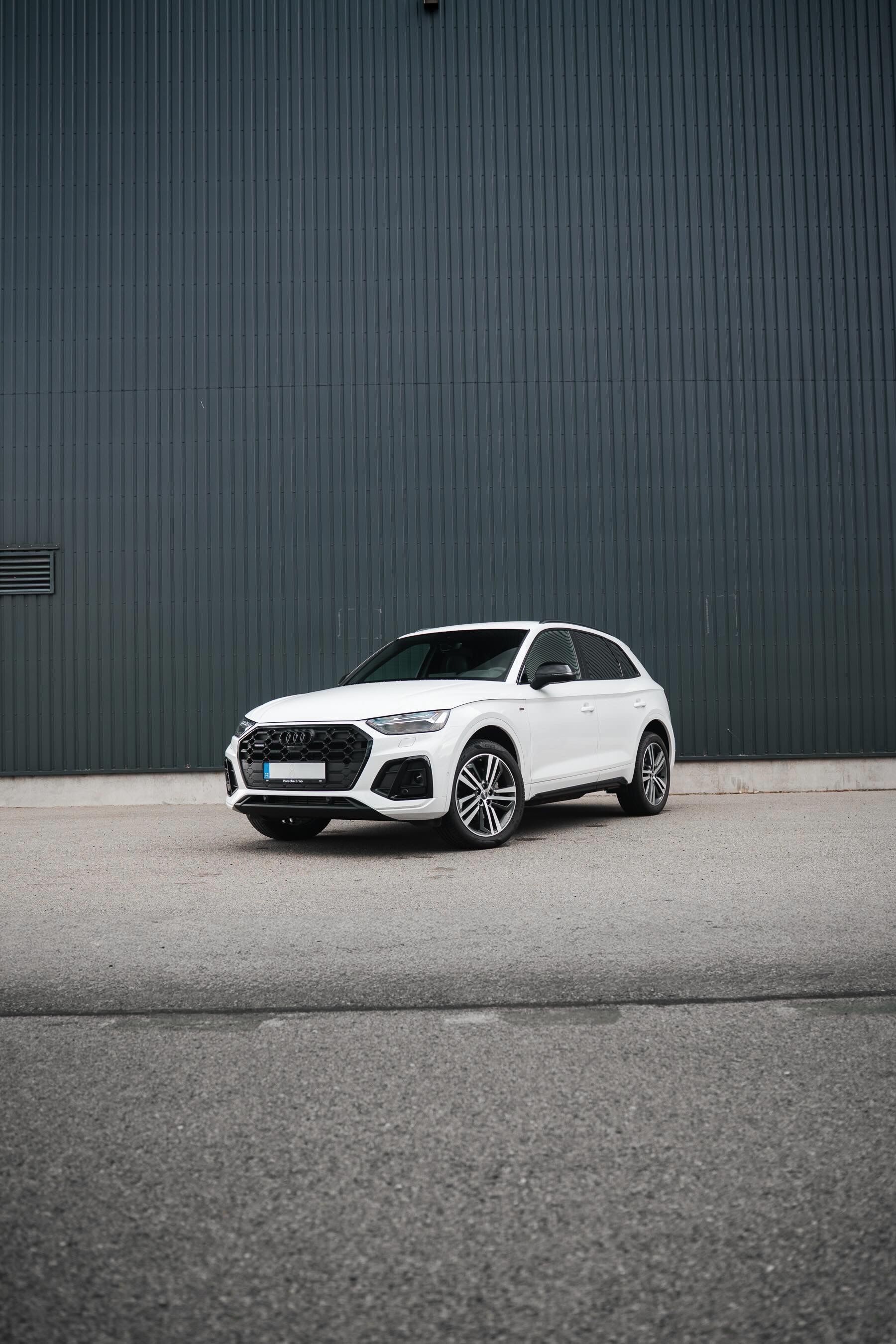 Audi Q5, 2.0 TFSi quattro 150Kw  Sline - fotka 4