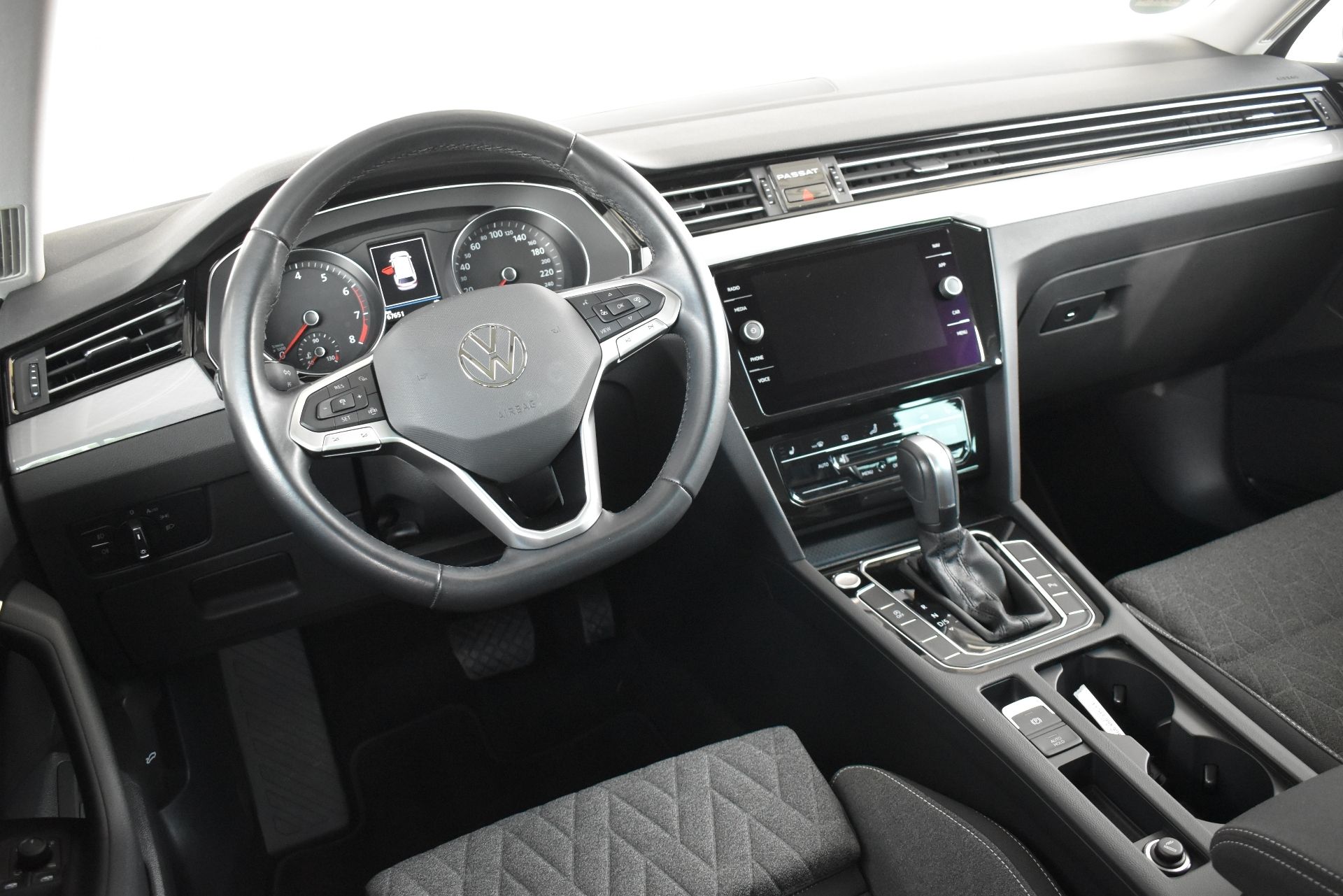 Volkswagen Passat Variant, 1.5TSI 110kW DSG,Závěs - fotka 5