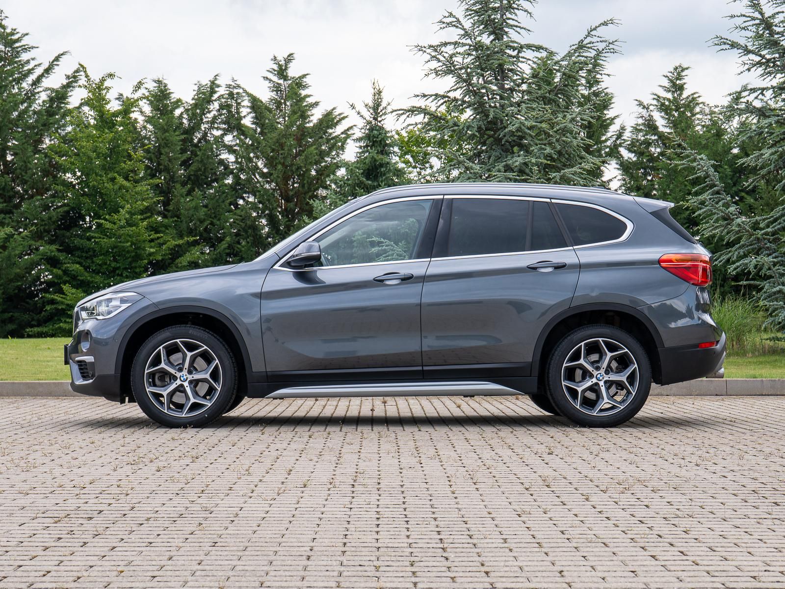 BMW X1, xDrive25d (F48) Model xLine - fotka 6