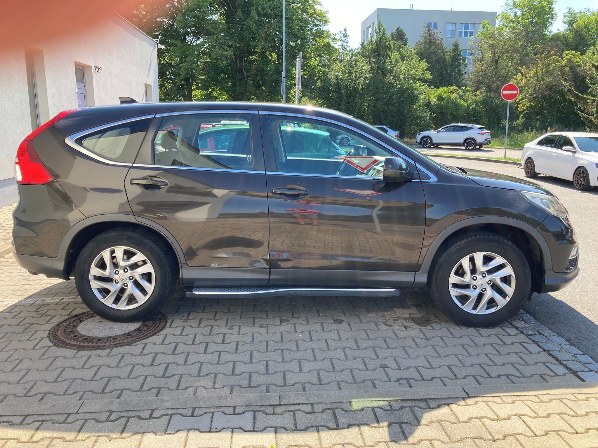 Honda CR-V, RE6 1,6 TDI 118 kW 4x4 - fotka 4