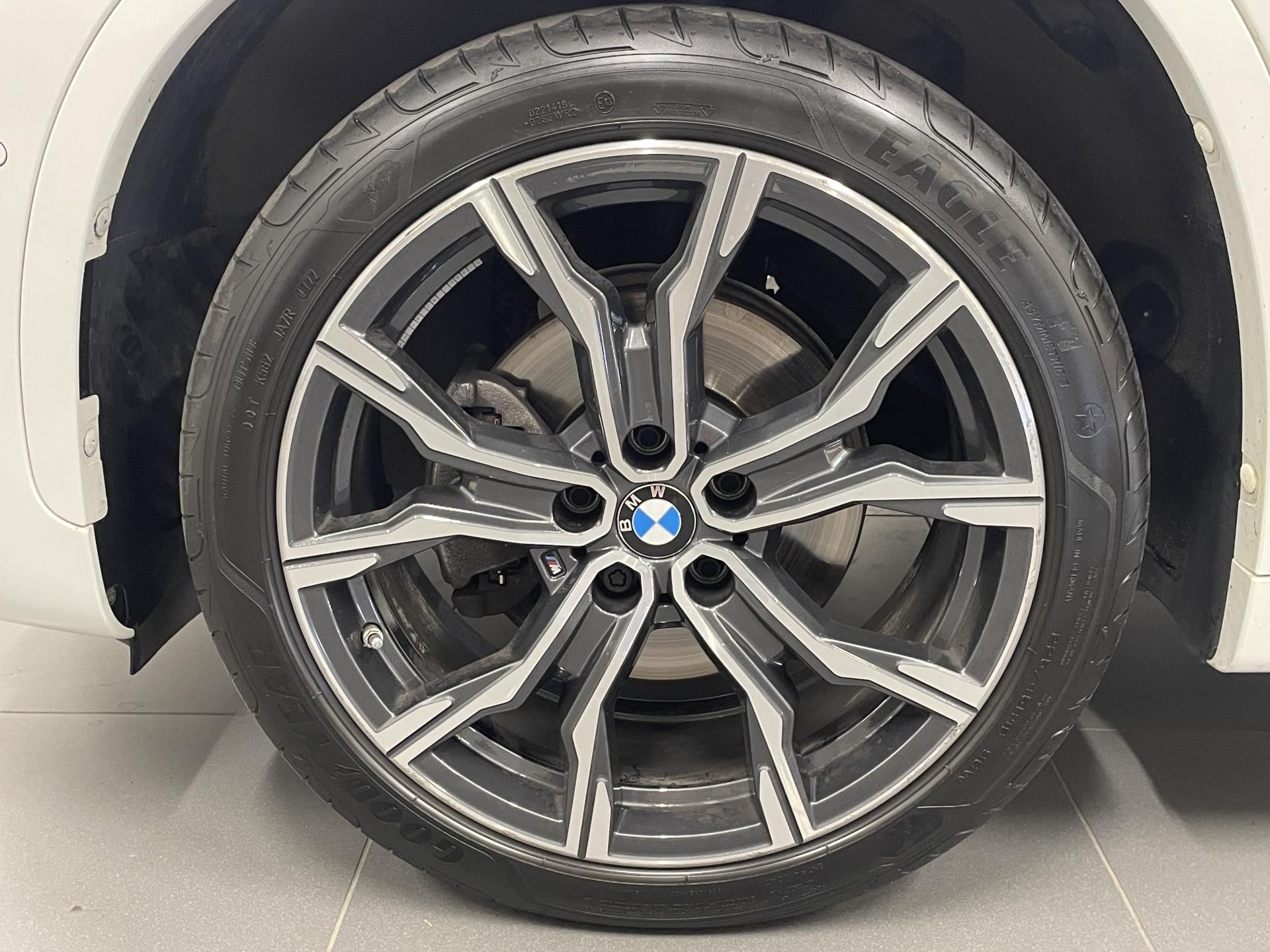 BMW X1, X1 18i sDrive, Mpaket - fotka 4