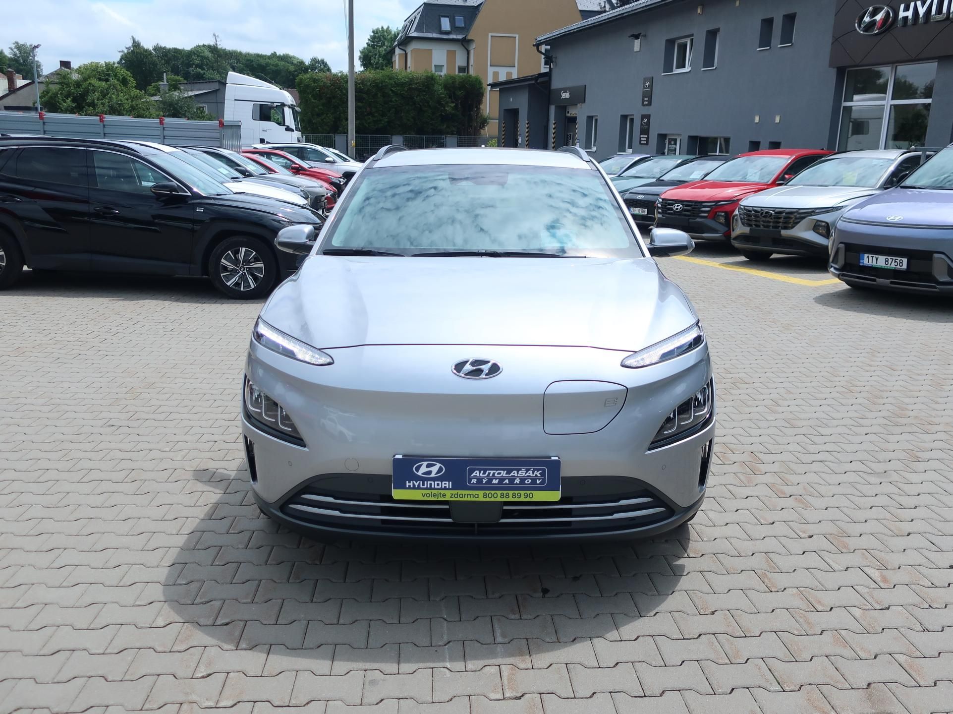 Hyundai Kona, 65kWh-150KW POWER STYLE HEADUP - fotka 2