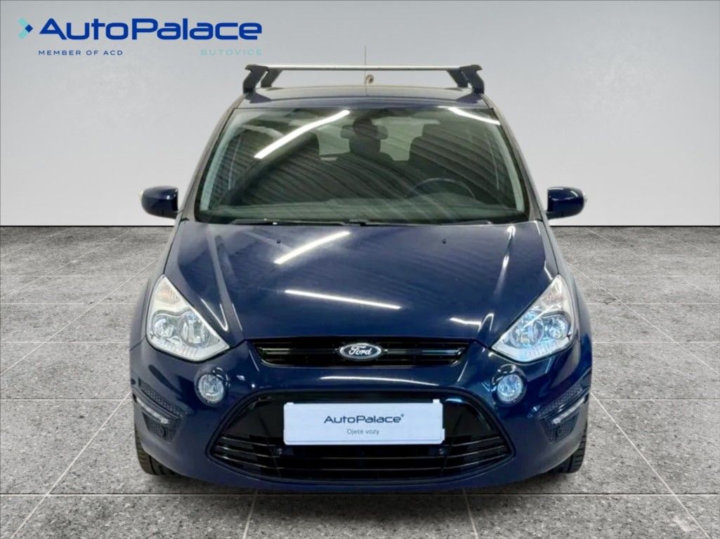 Ford S-MAX, 1,6 EcoBoost 118kw TITANIUM - fotka 2