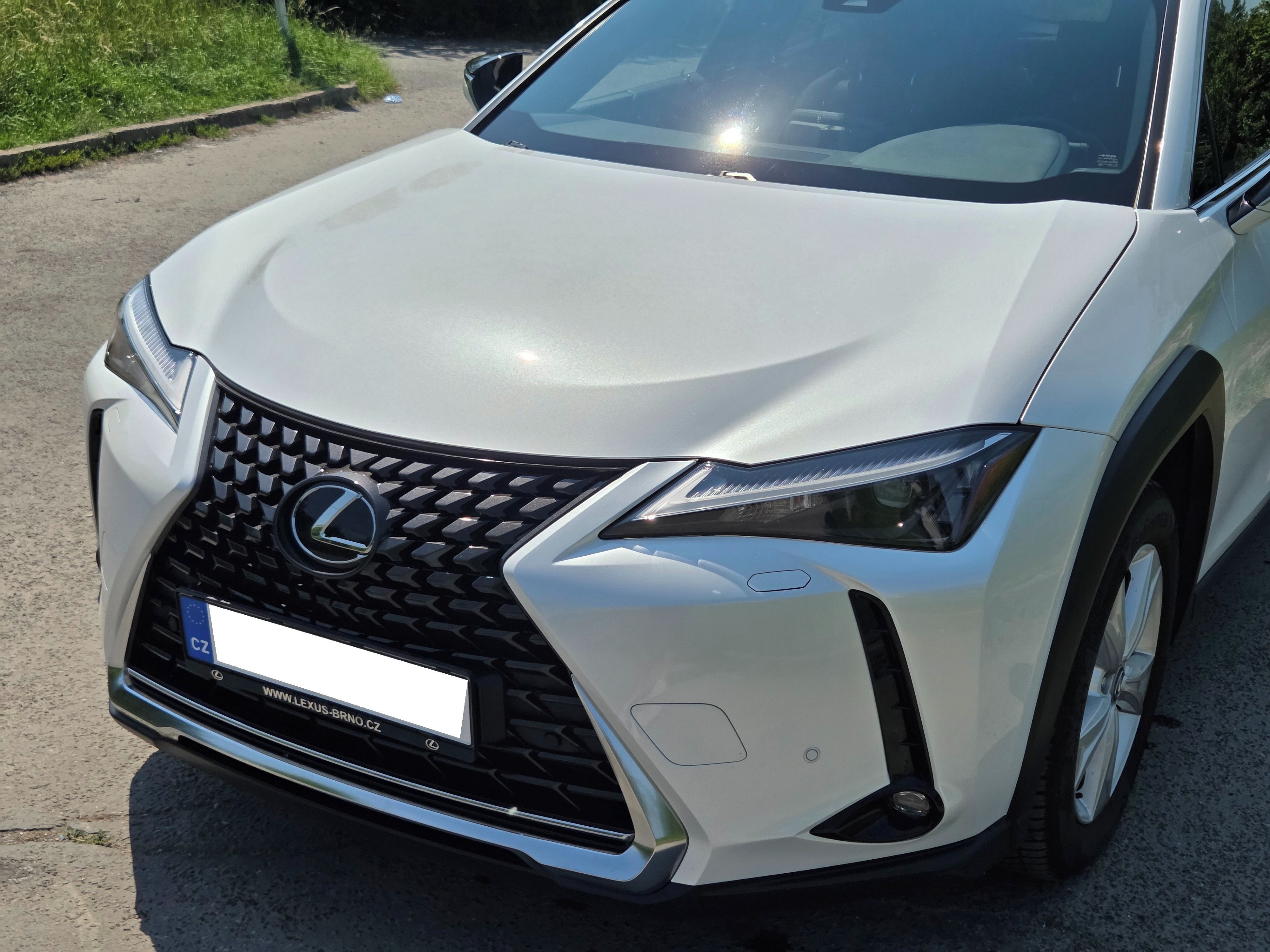 Lexus UX 250h, Lexus UX 250h Business Edition - fotka 4