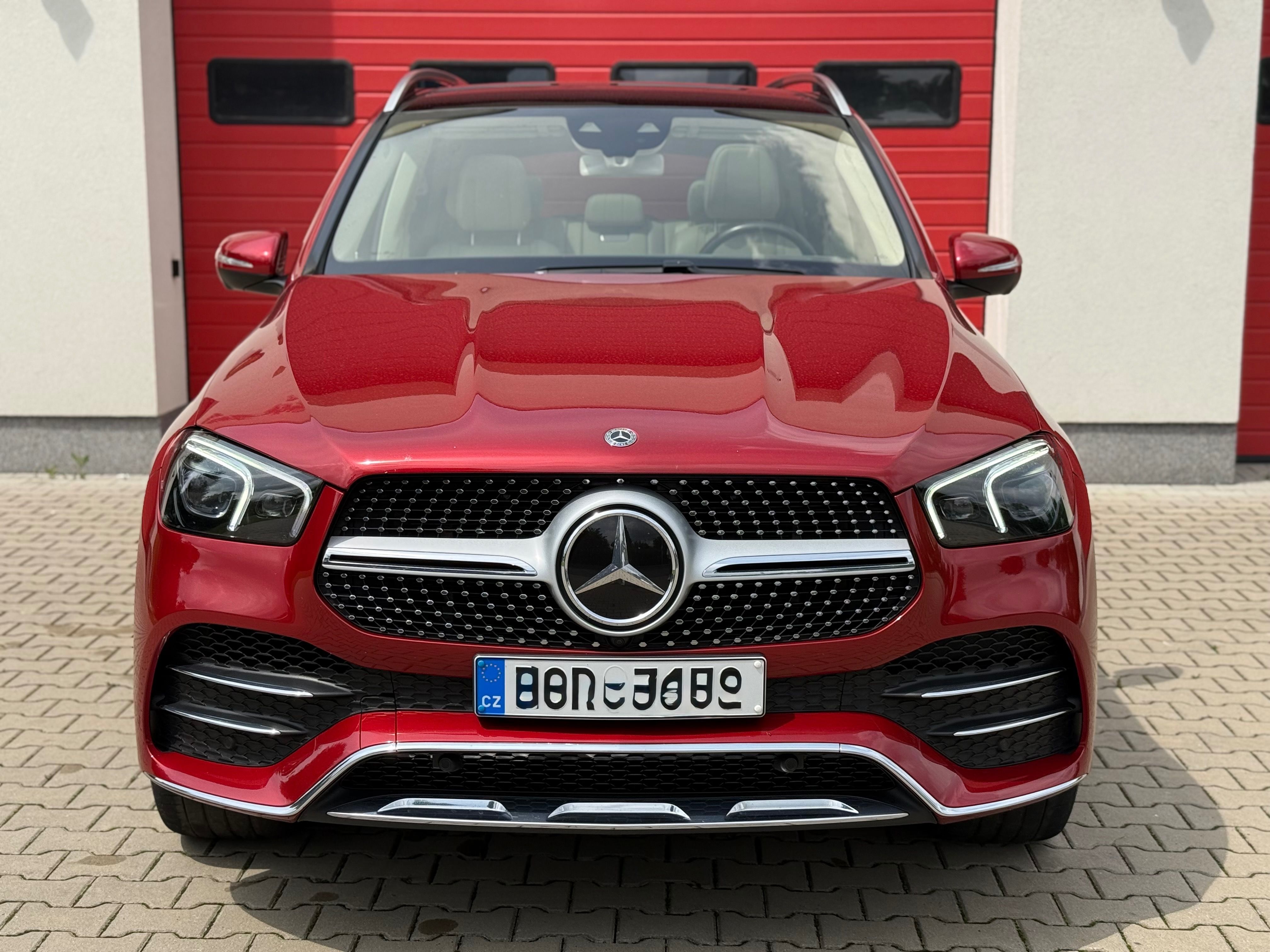 Mercedes-Benz GLE, 400D 4Matic 243kw CZ - fotka 2