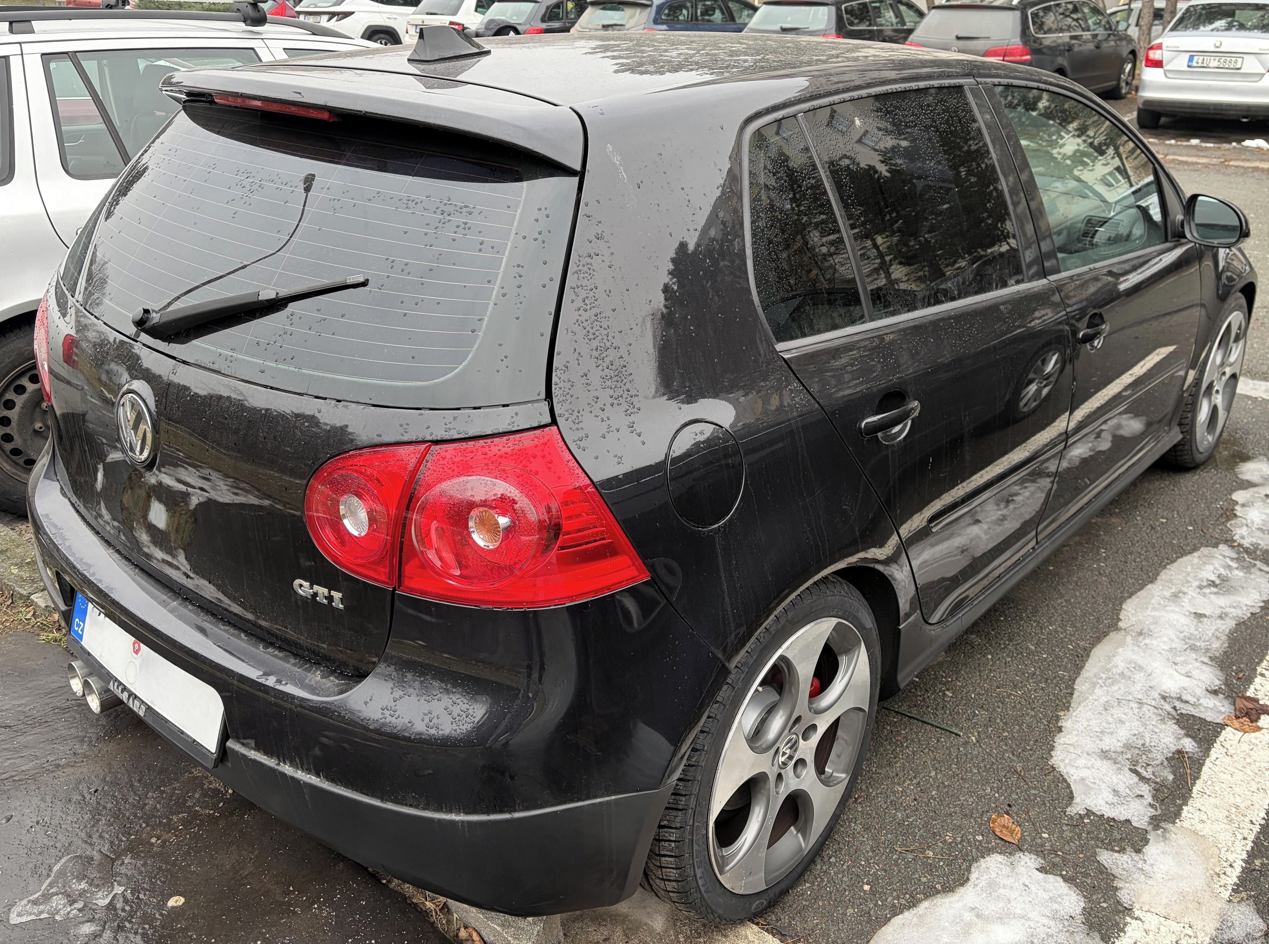 Volkswagen Golf, VOLKSWAGEN GOLF V. GTI 2.0TFSI - fotka 5